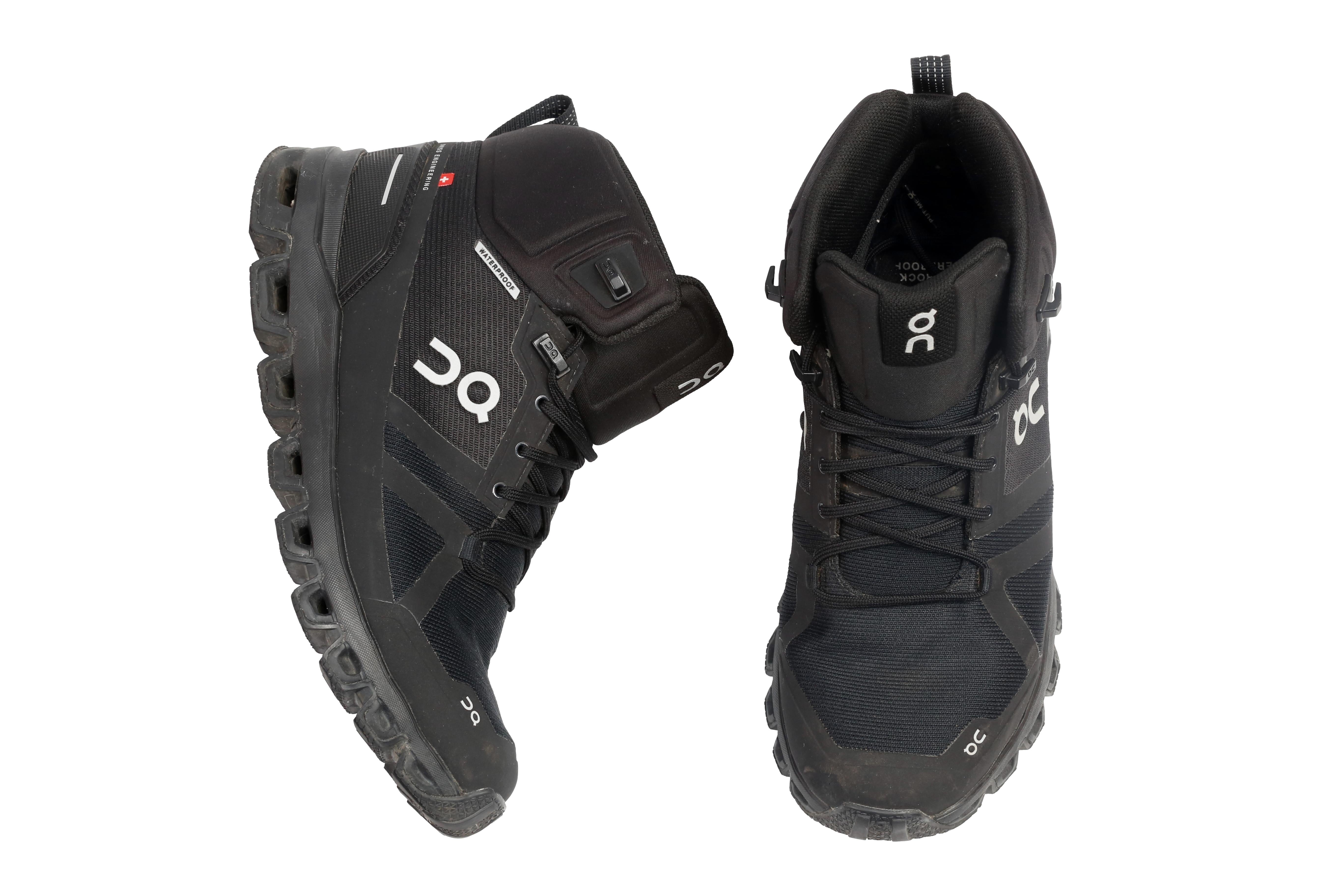 Bota Feminina Para Caminhada/Trilha On Running Cloudrock Weterproof - Tamanho 37