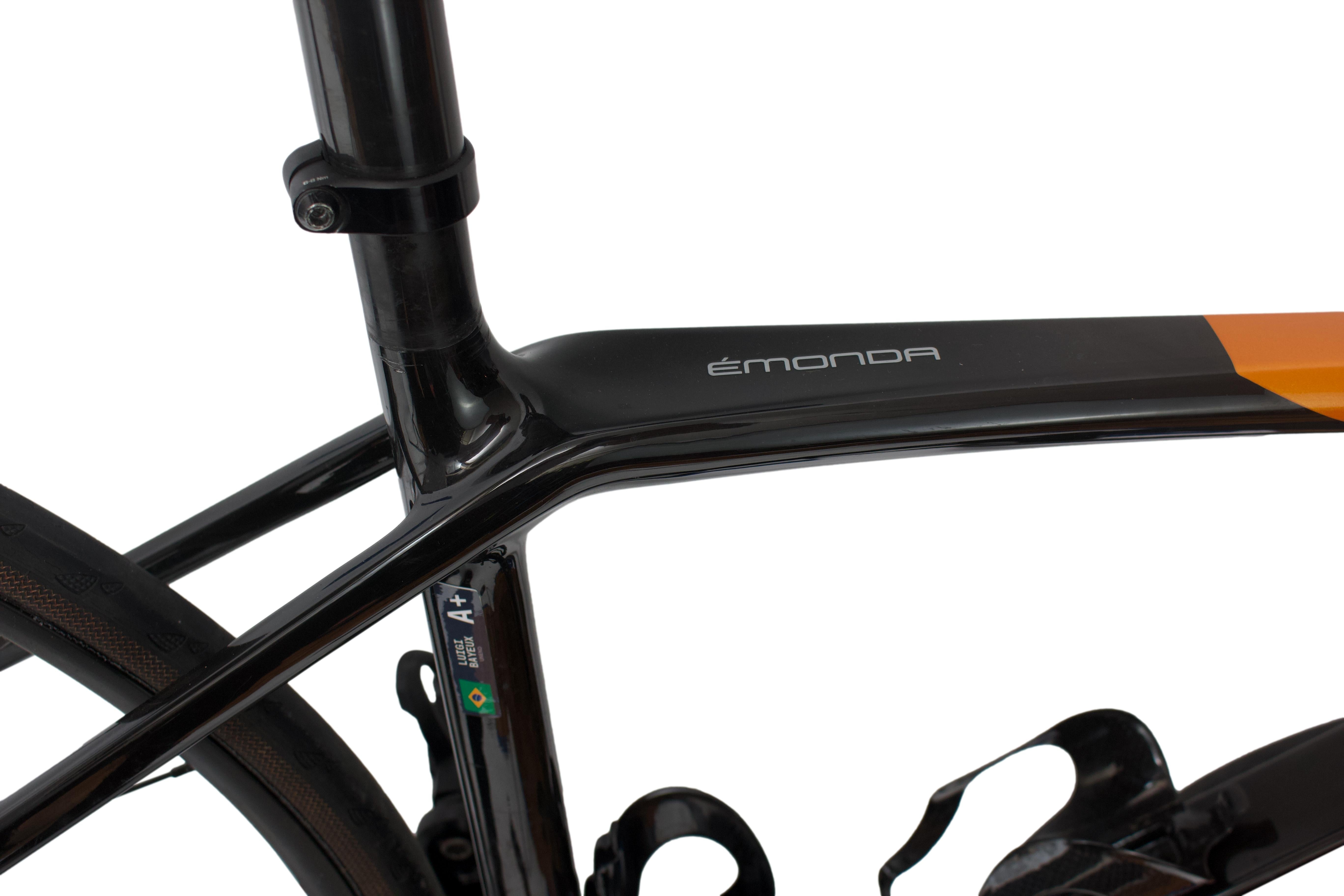 Bicicleta Trek Émonda SL Disc Preta e Laranja