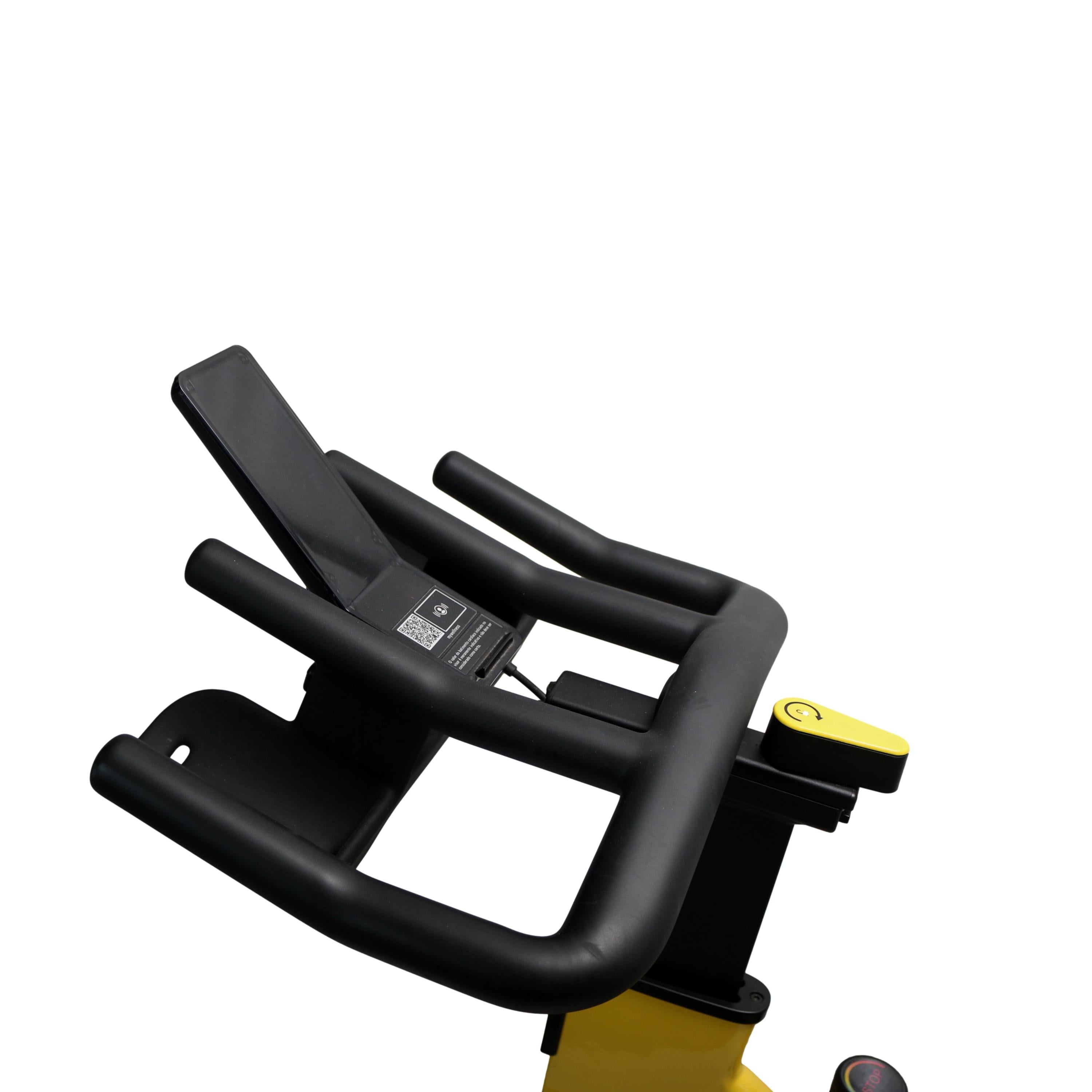 Bicicleta Spinning Technogym Group Cycle Preta e Amarela