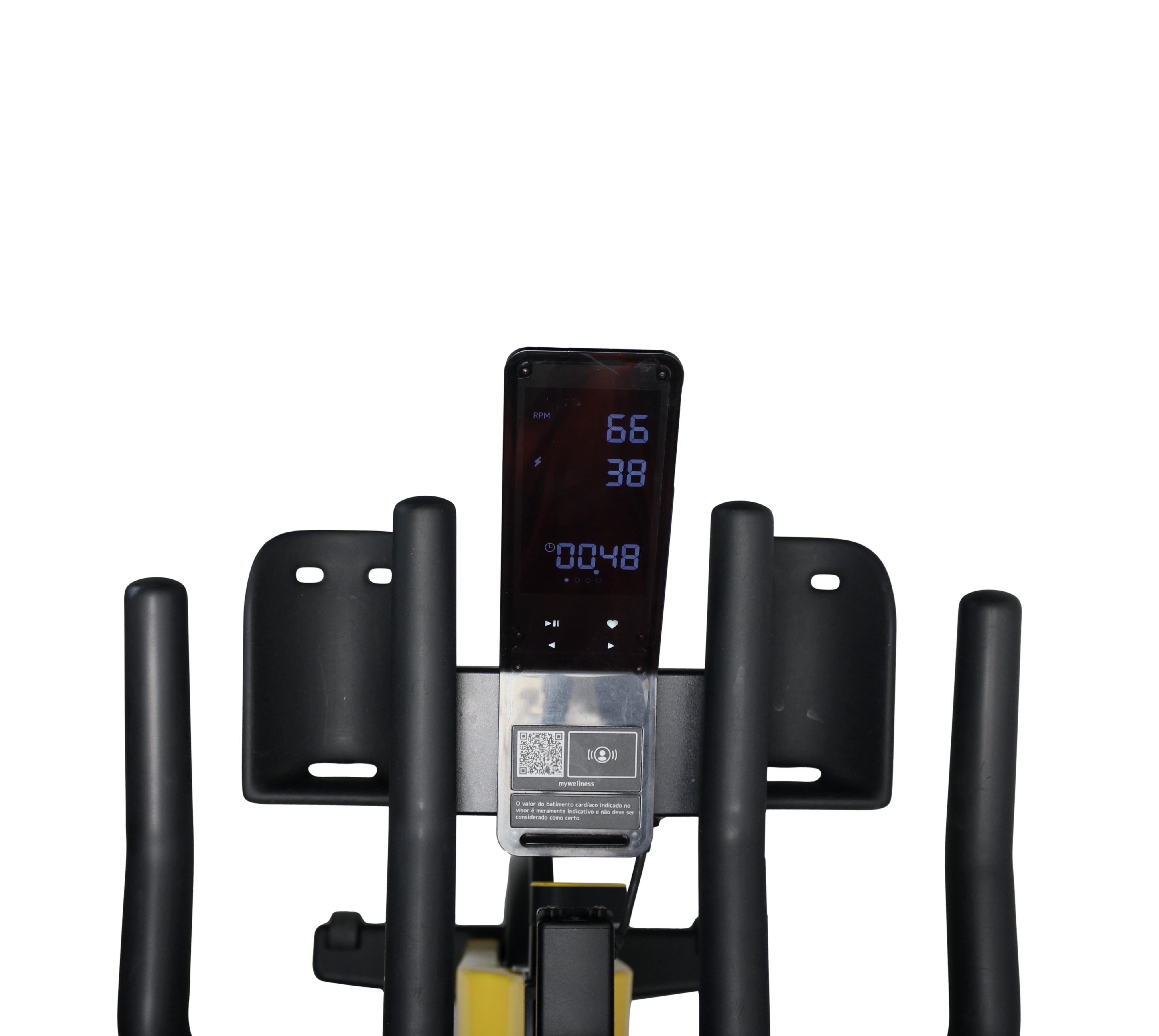 Bicicleta Spinning Technogym Group Cycle Preta e Amarela