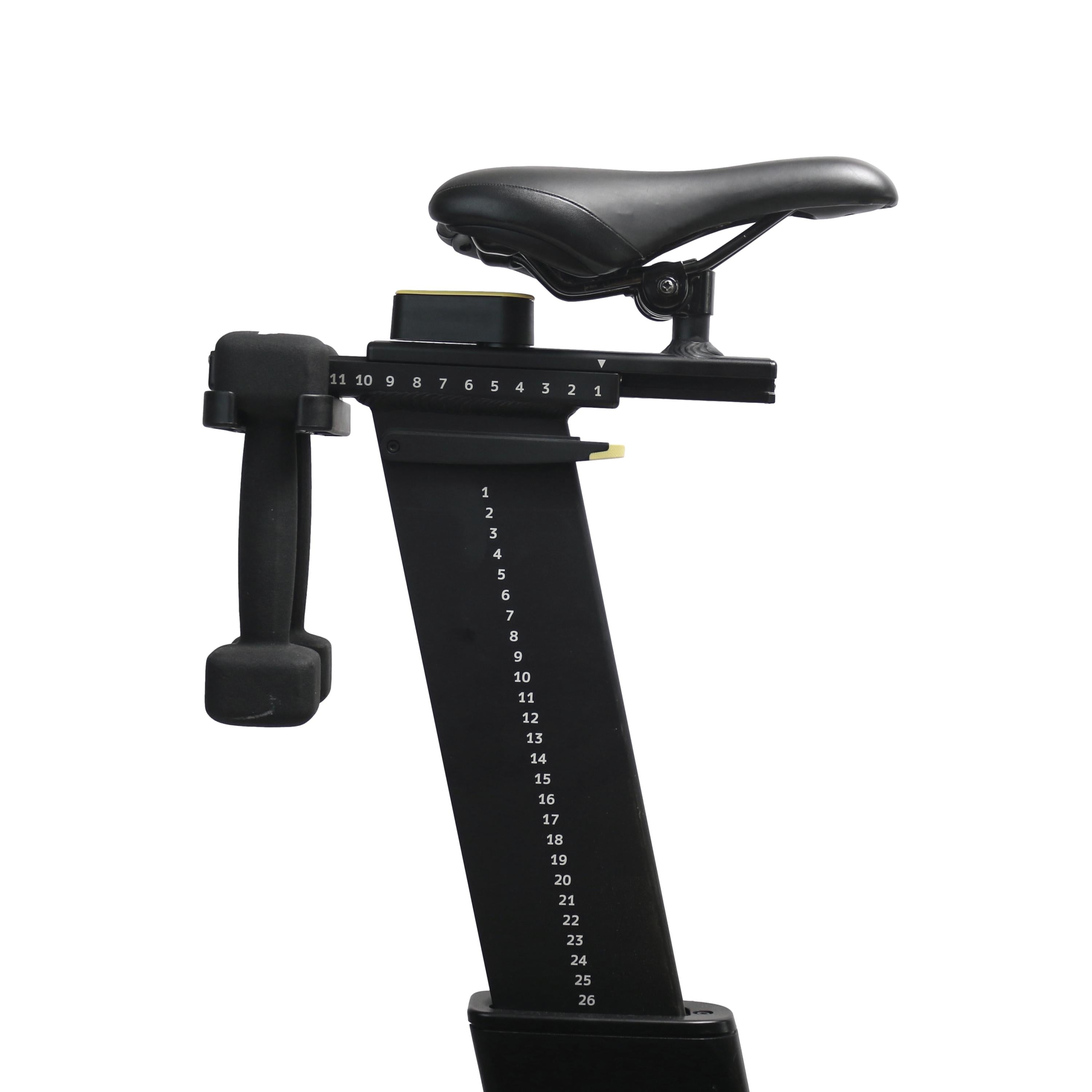 Bicicleta Spinning Technogym Group Cycle Preta e Amarela