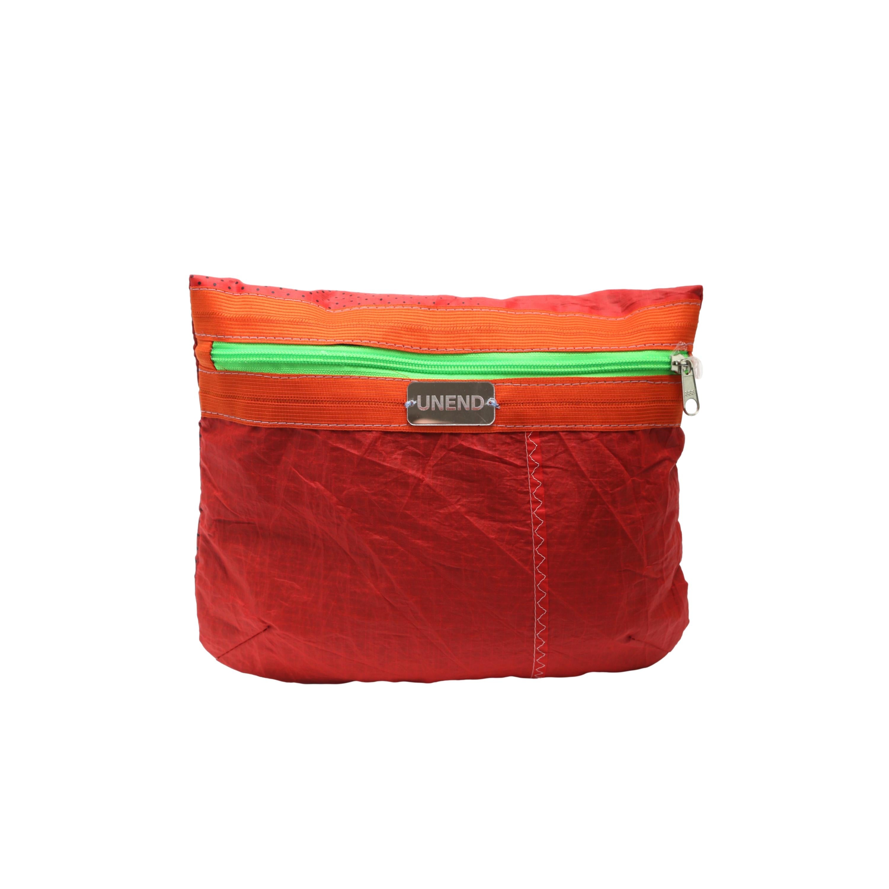 Estojo UNEND x Instituto Dharma Vermelho Escuro e Laranja