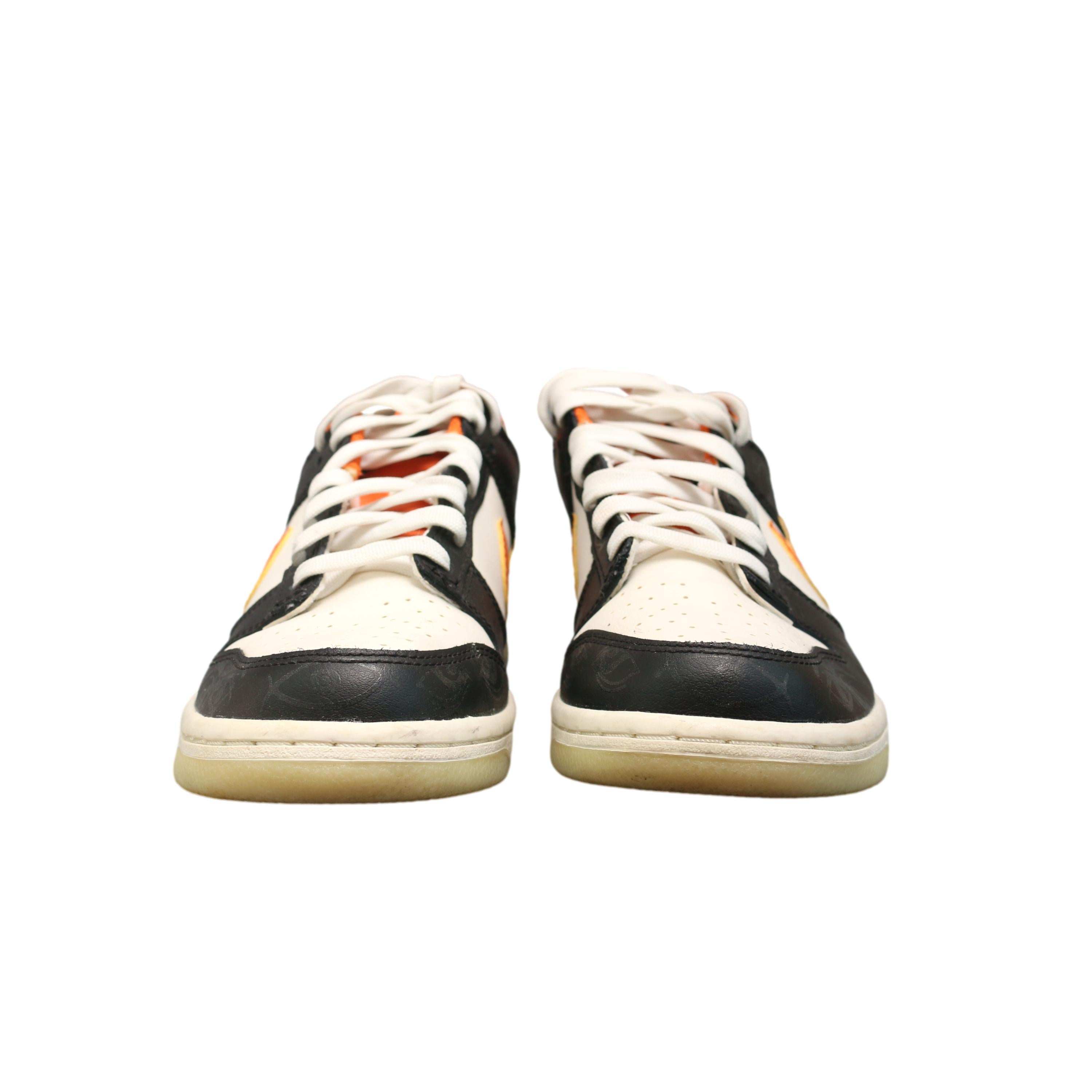 Tênis Infantil Nike Jordan 1 2021 Preto, Branco e Laranja - Tamanho 5.5 US