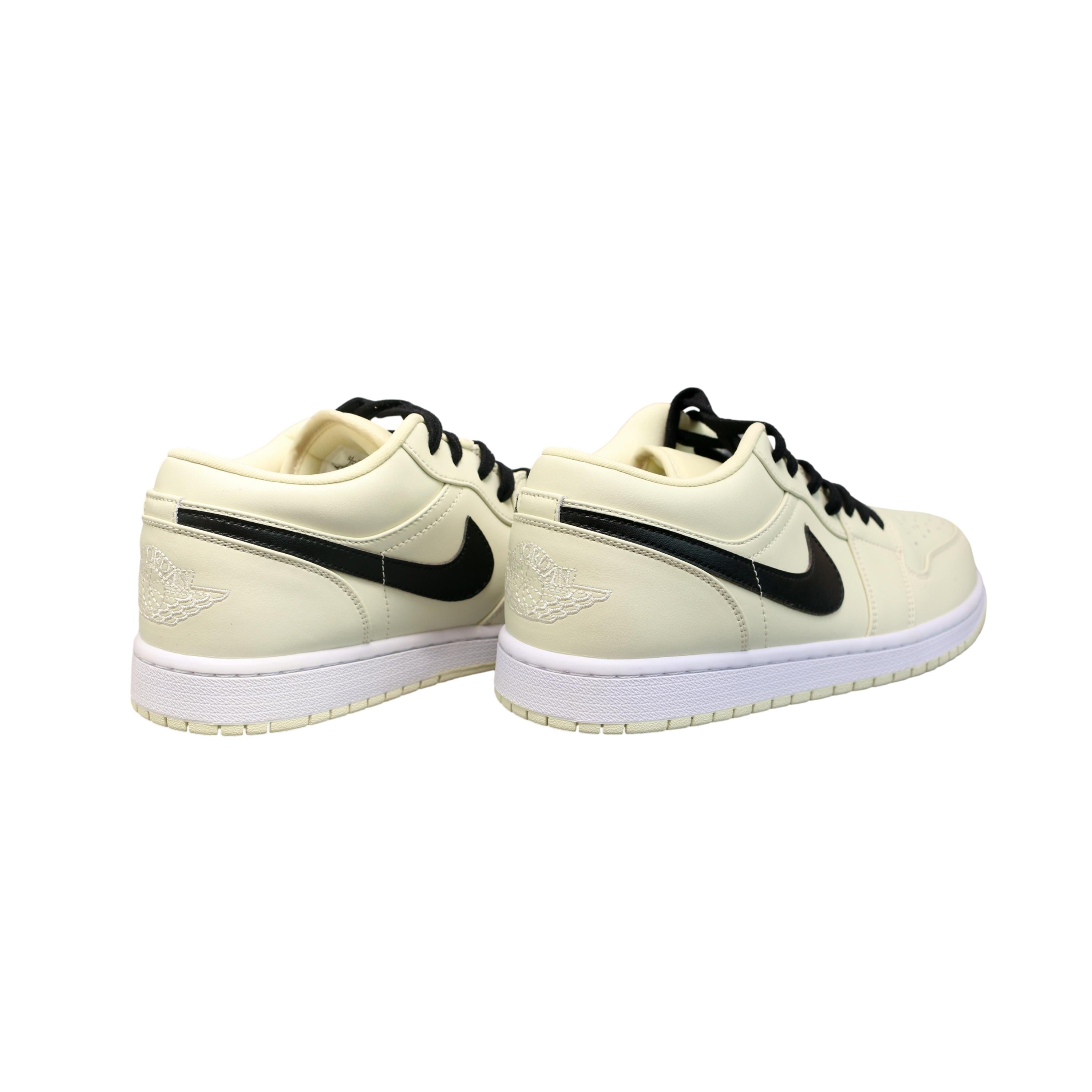 Tênis Nike Air Jordan 1 Low Sail Off-white e Preto - Tamanho 9.5 US