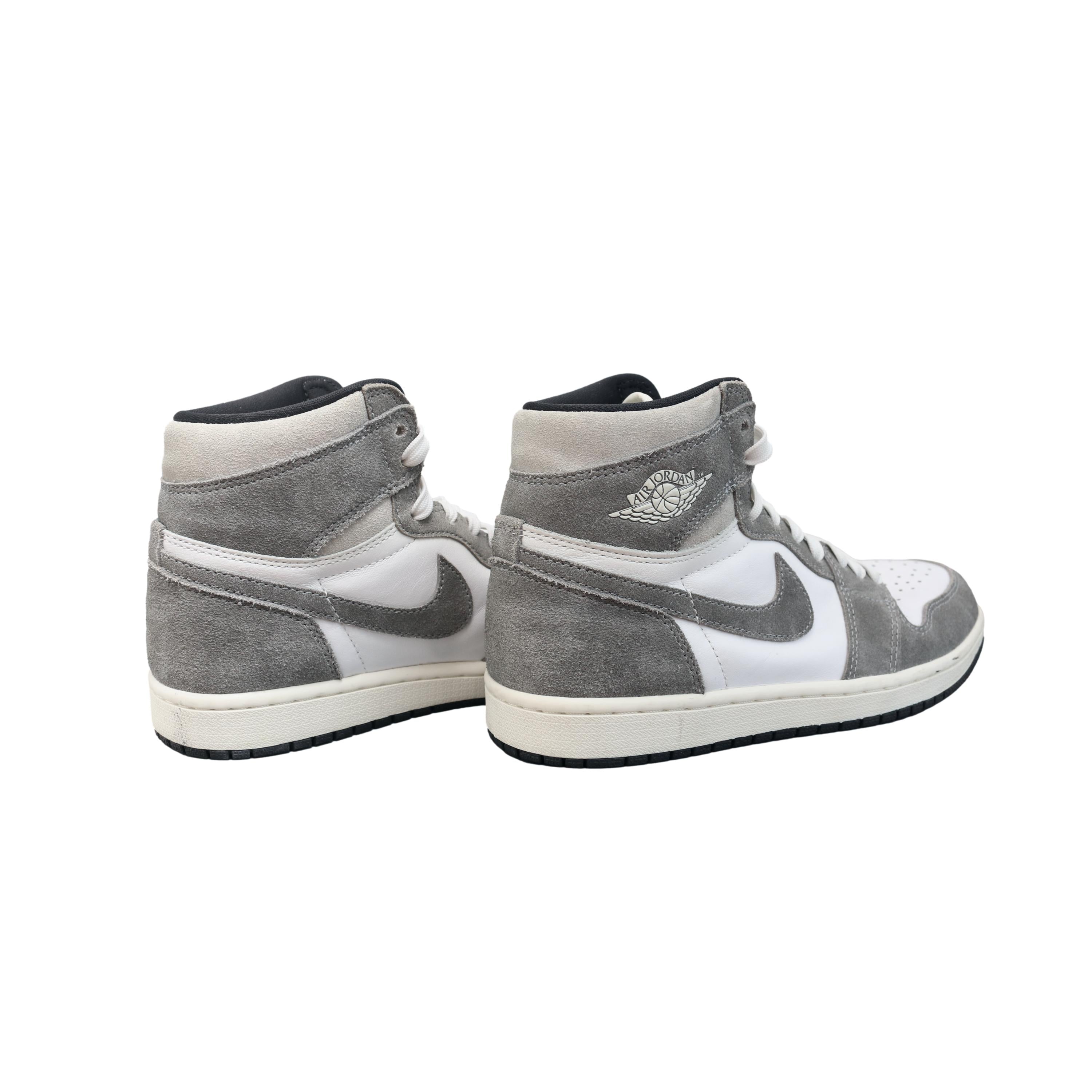Tênis Infantil Nike Air Jordan 1 Retro High OG Cinza e Branco - Tamanho 7 US