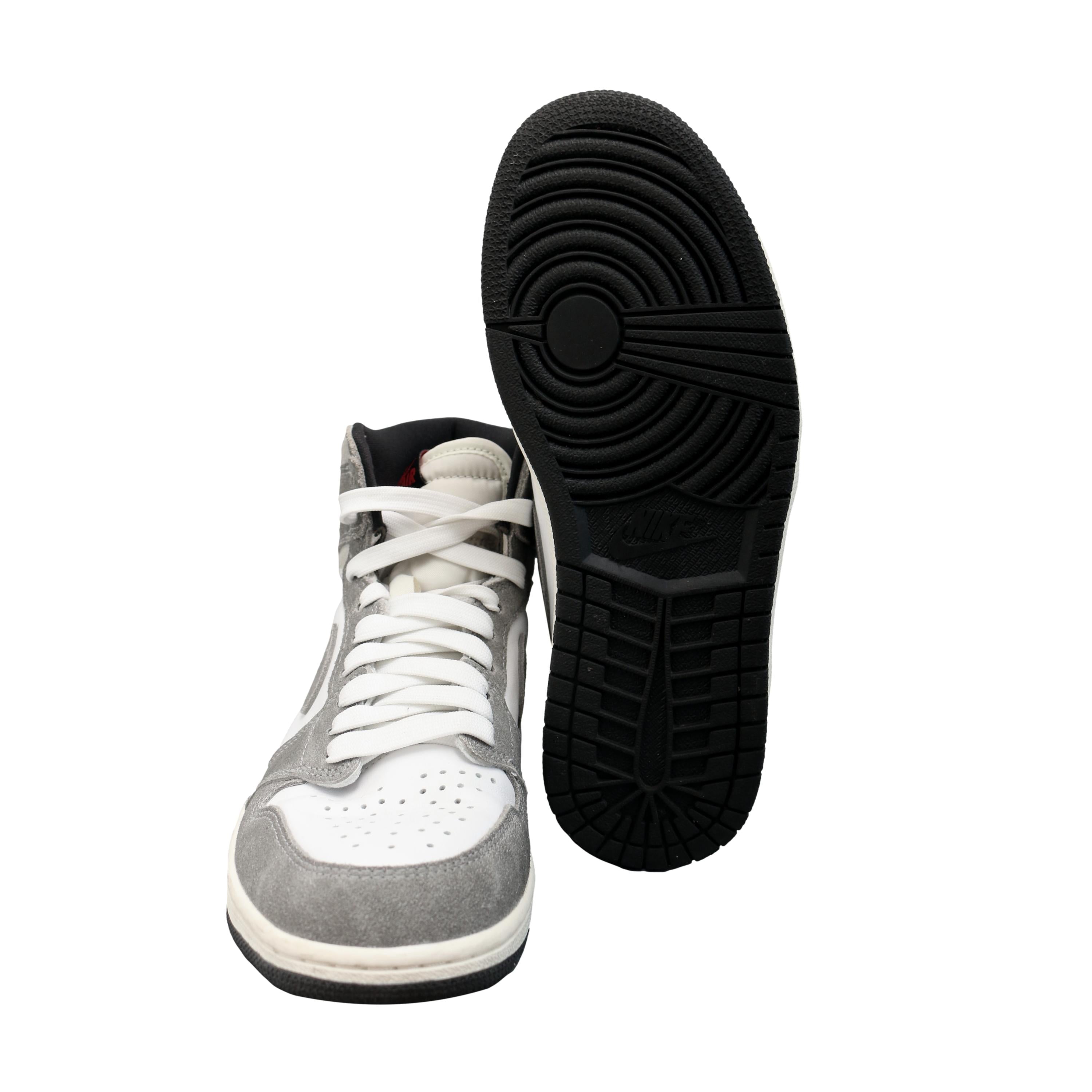 Tênis Infantil Nike Air Jordan 1 Retro High OG Cinza e Branco - Tamanho 7 US