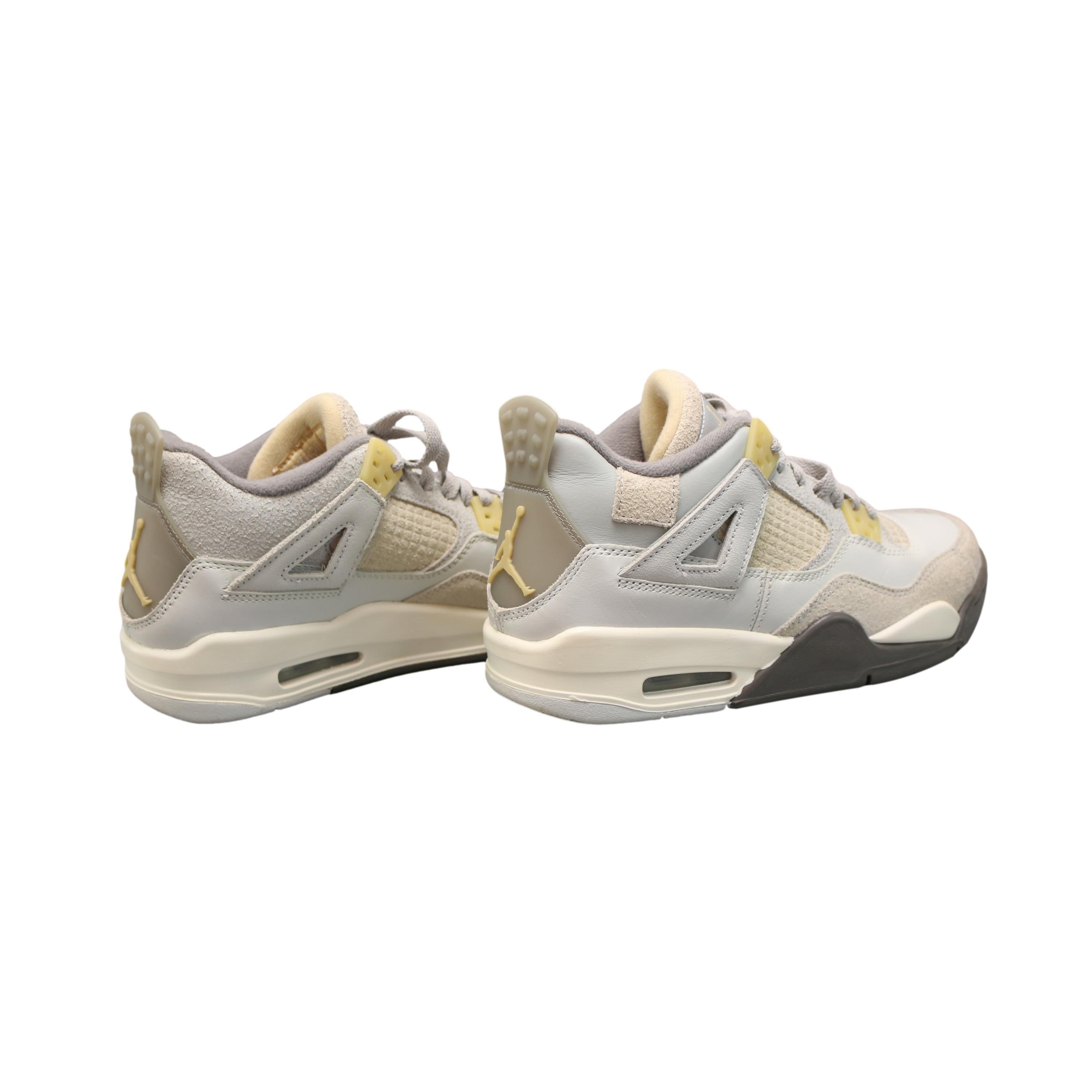 Tênis Infantil Nike Air Jordan 4 Retro Craft Photon Off-White e Cinza - Tamanho 6.5 US