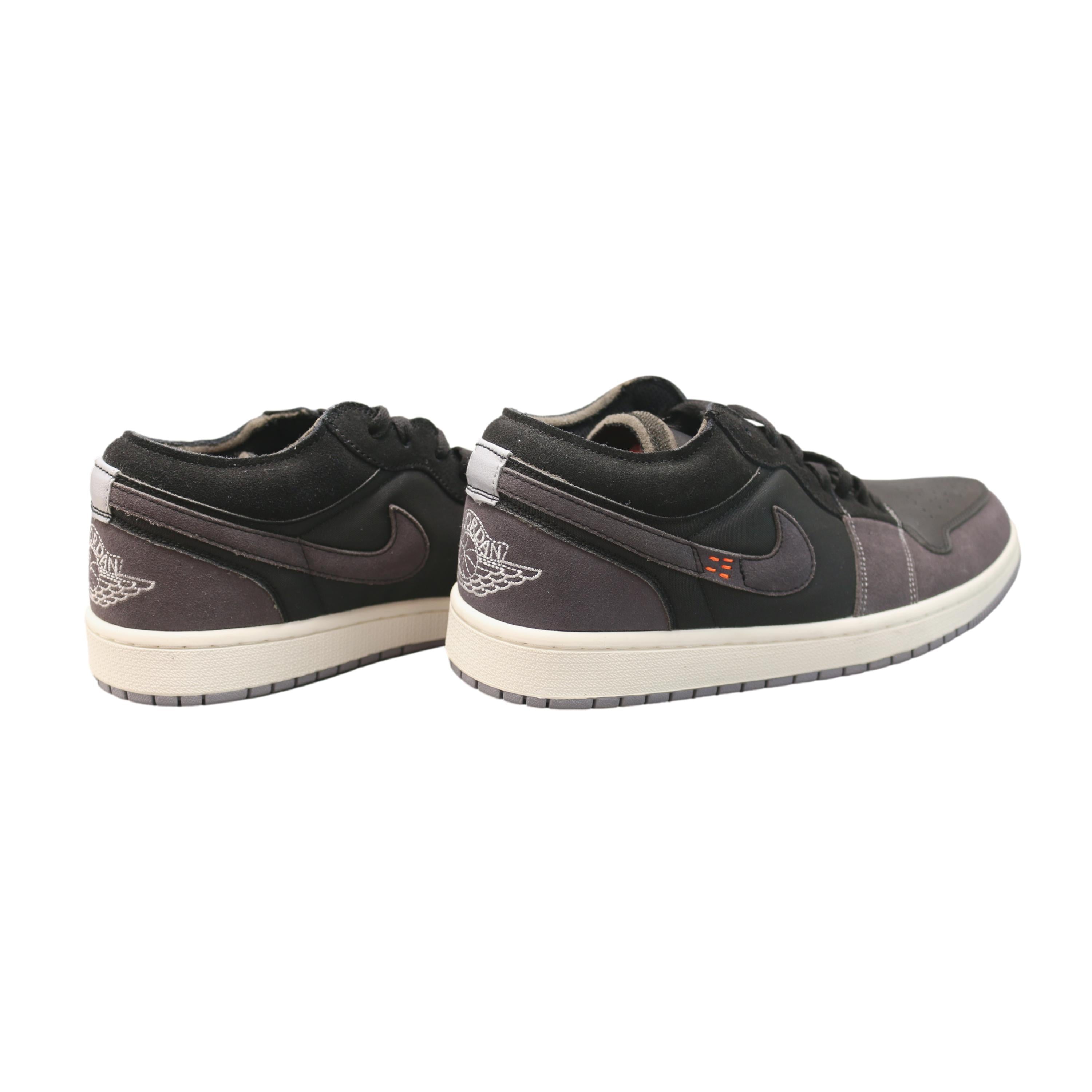 Tênis Nike Air Jordan 1 Low SE Craft Inside Out Preto e Cinza - Tamanho 9.5 US