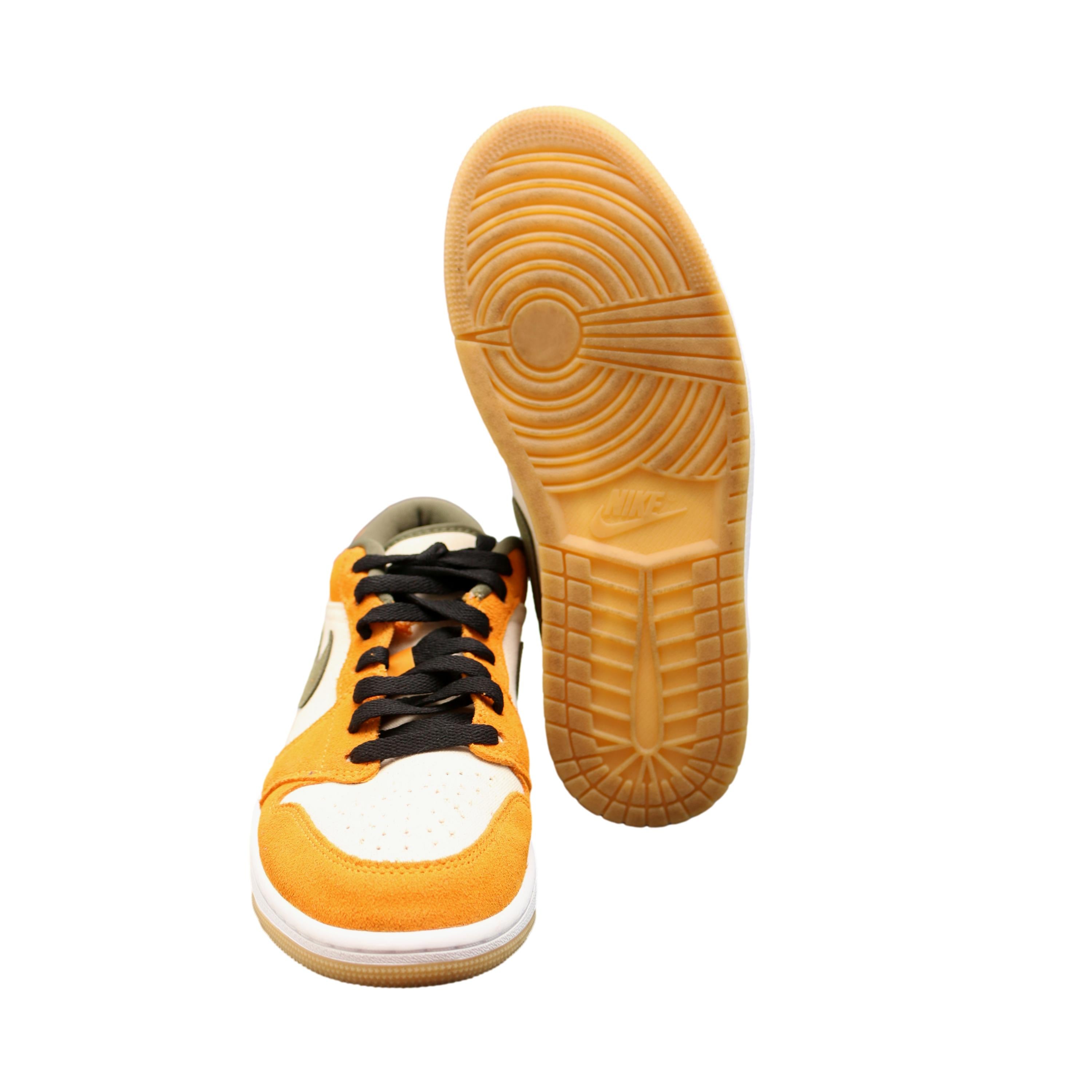 Tênis Nike Air Jordan 1 Low Vivid Laranja e Verde - Tamanho 8.5 US