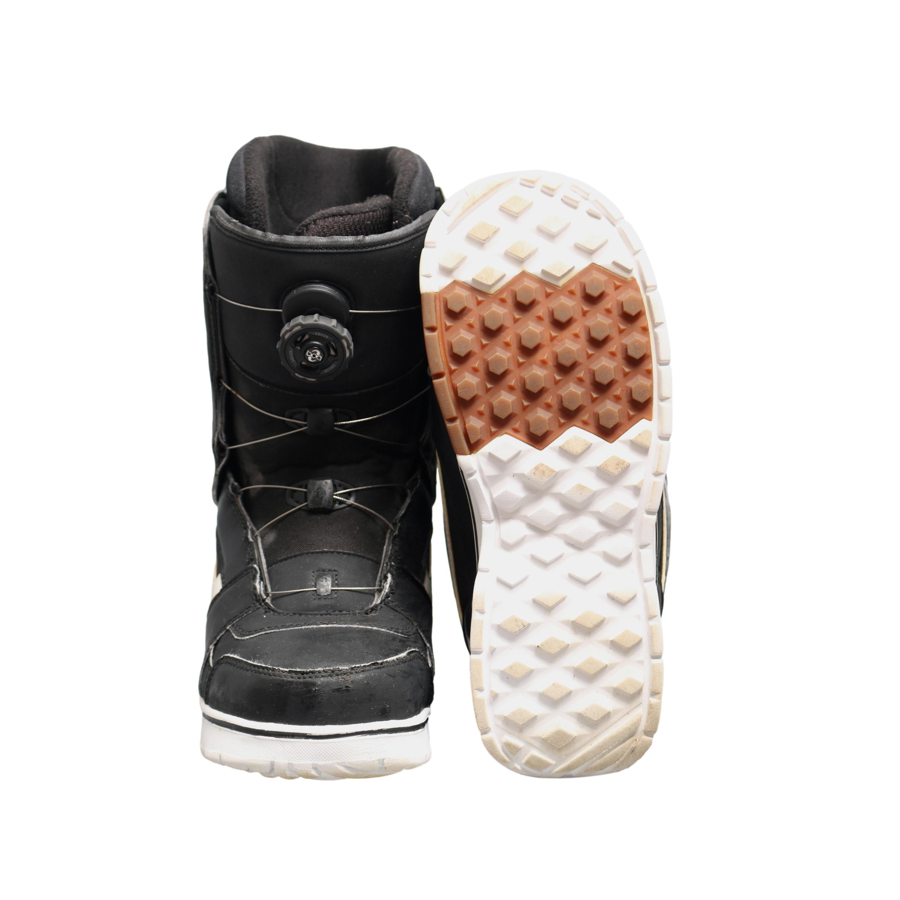 Bota Unissex Snowboard Vans Aura Preta - Tamanho 9.5 US