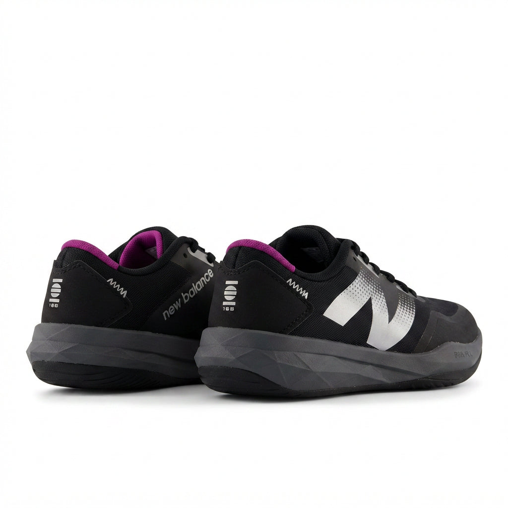 Tênis Feminino Casual New Balance FuelCell V4 Preto - Tamanho 37 Europa