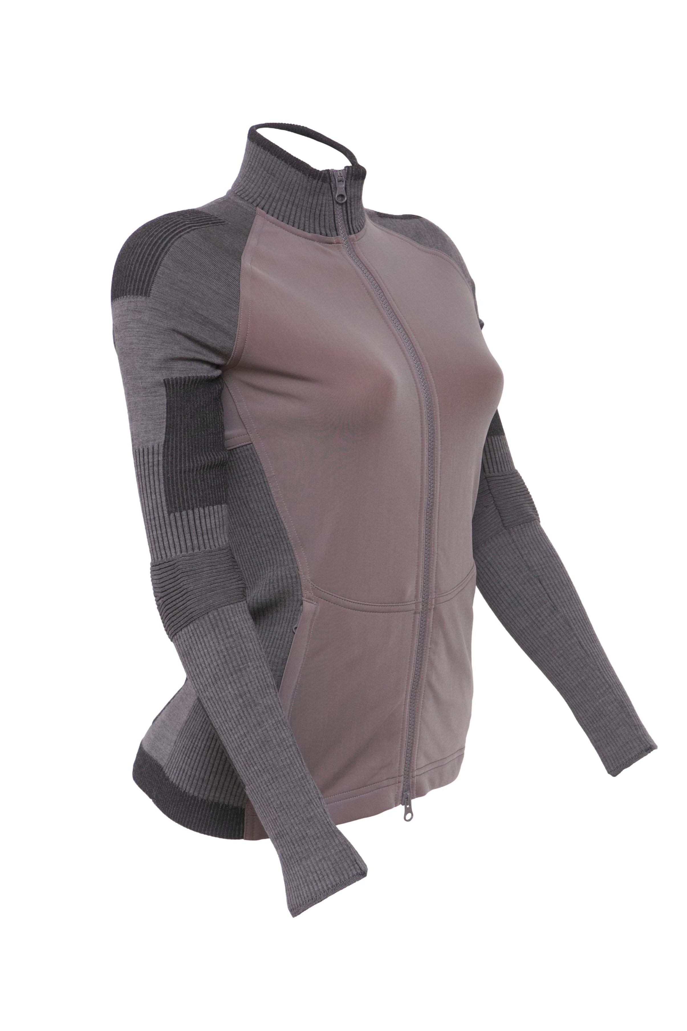 Camiseta Feminina Adidas Stella McCartney Manga Longa Cinza - Tamanho S