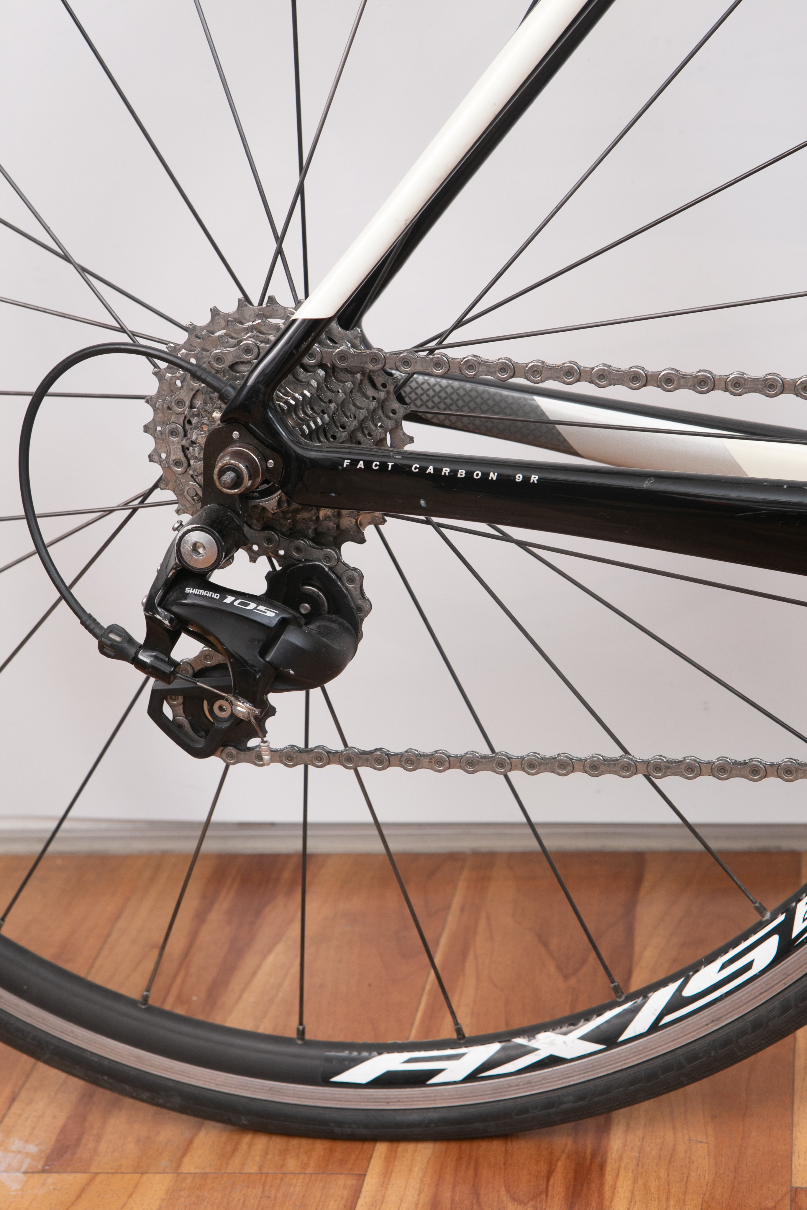 Bicicleta Amira Sport Specialized