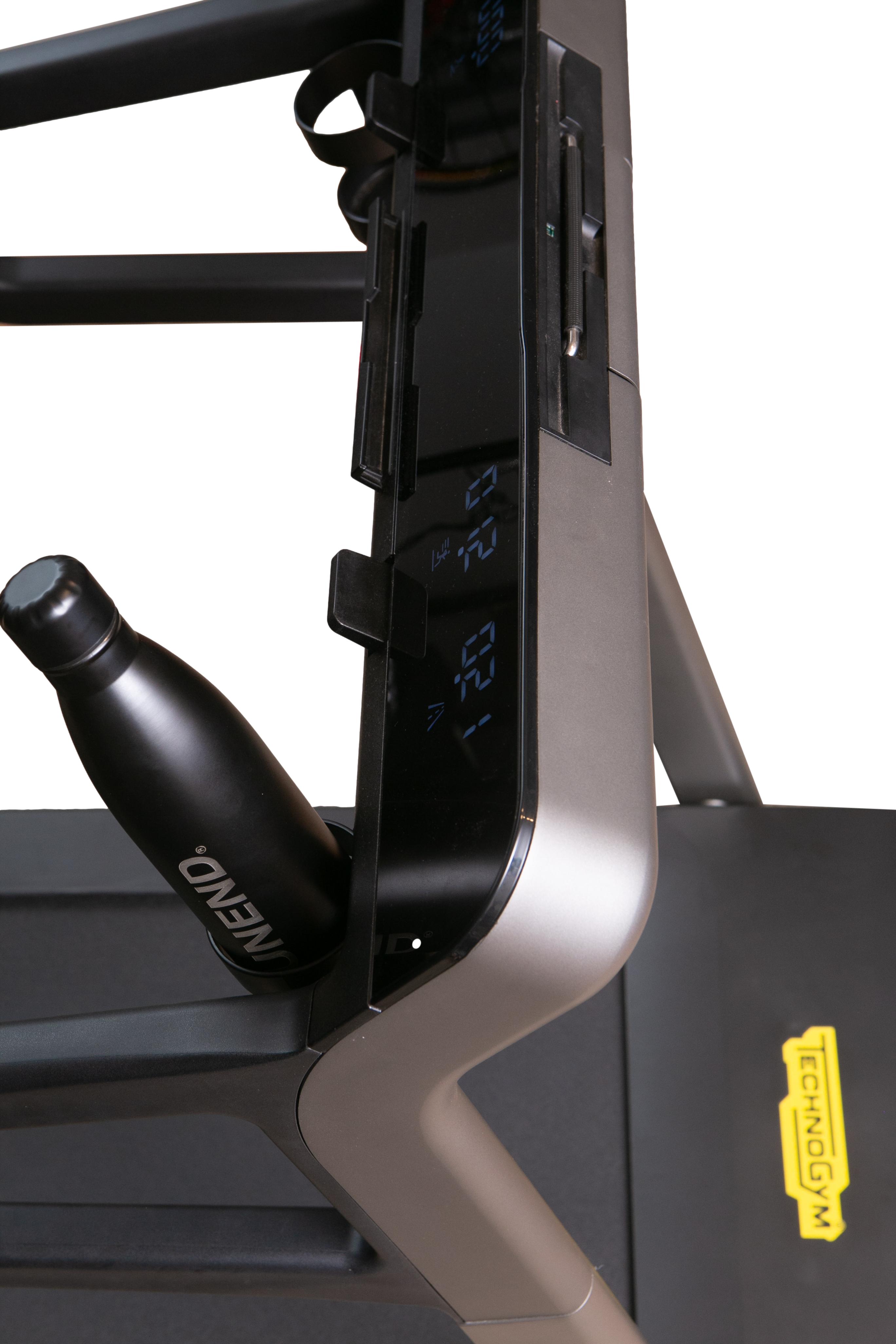 Esteira Technogym MyRun Compacta