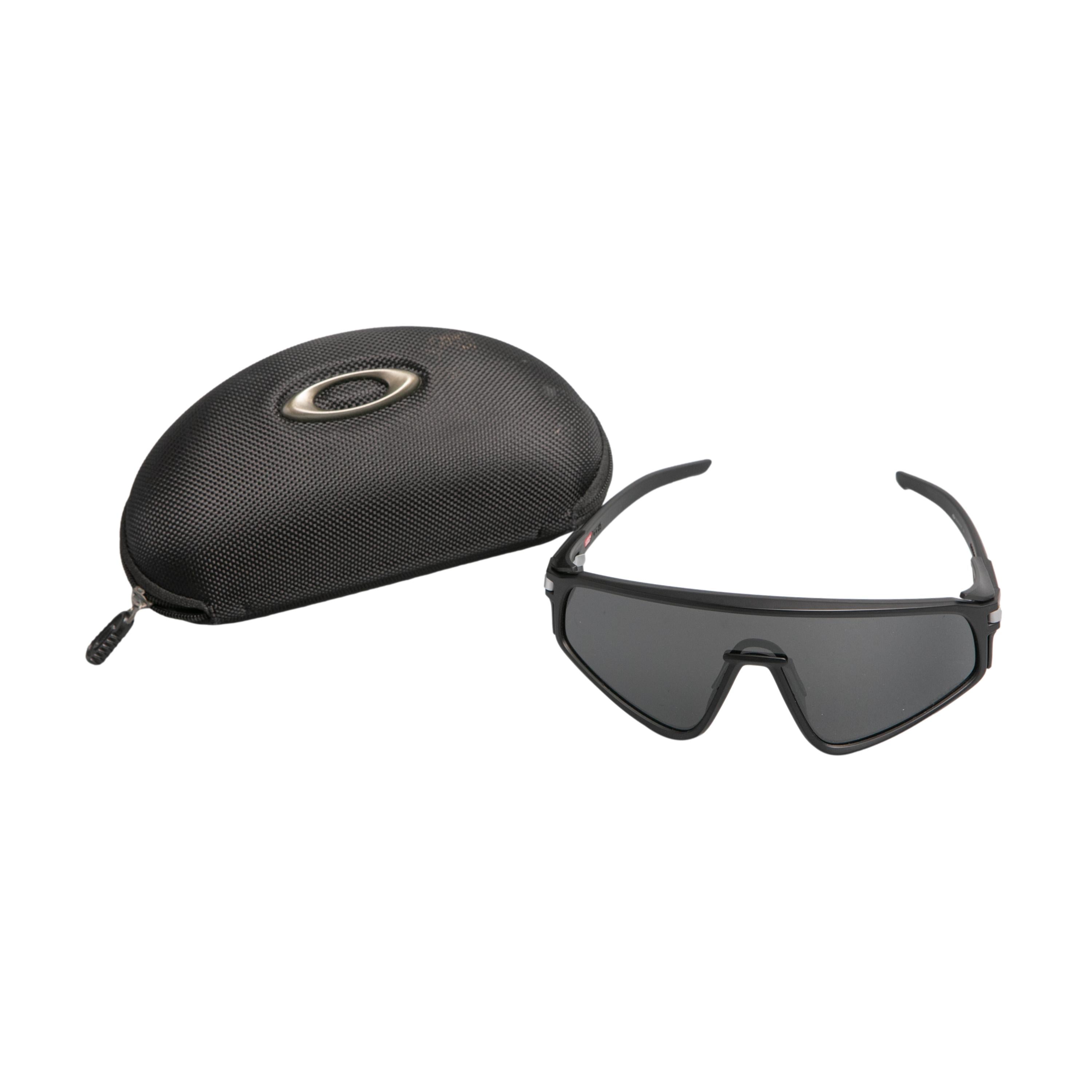 Óculos Unissex Ciclismo Oakley Latch Panel Matte Black Lente Prizm Com Case - Tamanho Único