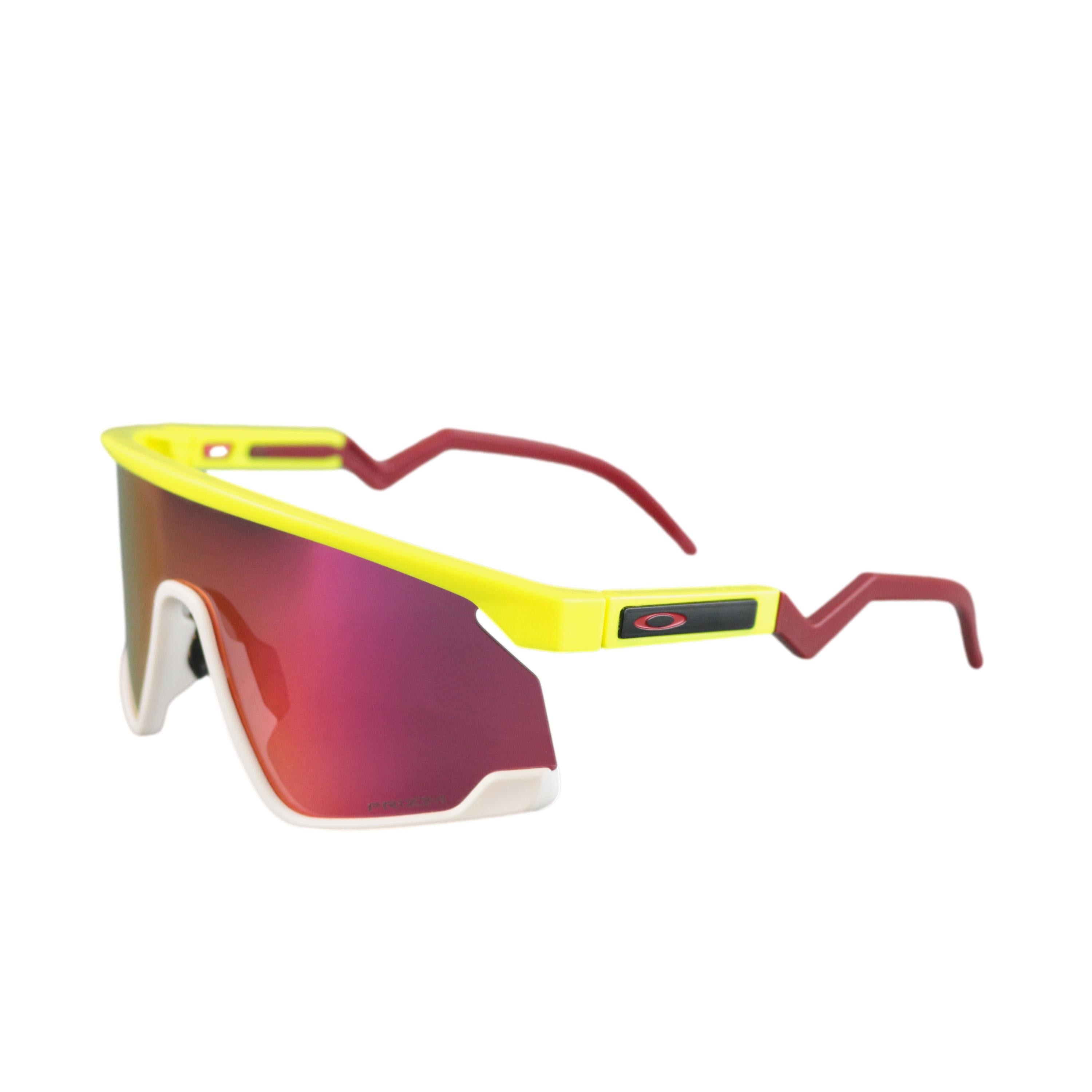 Óculos Oakley BXTR Amarelo Saquinho