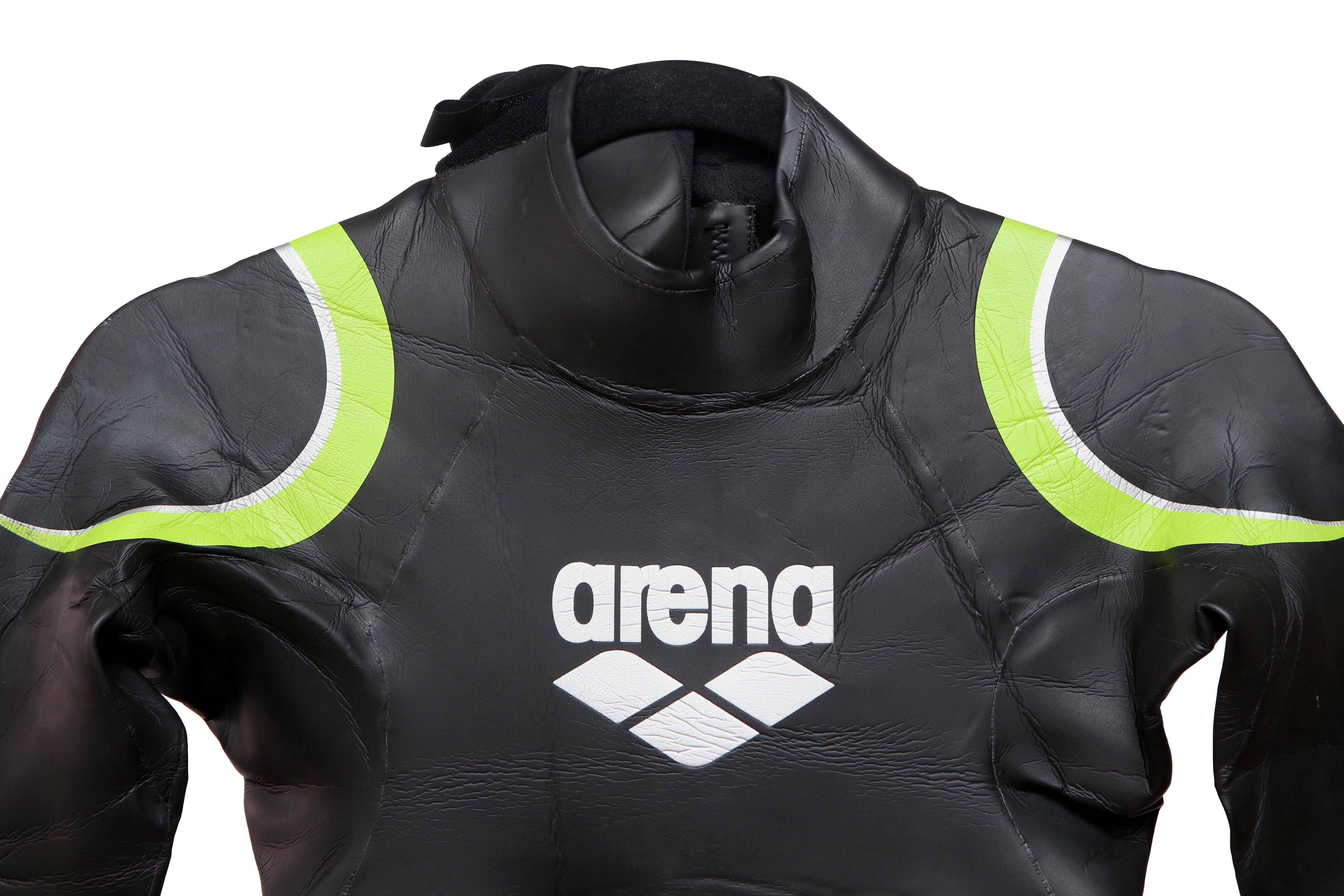 Macacão Feminino Neoprene Triathlon Mergulho Arena Powerskin - Tamanho S
