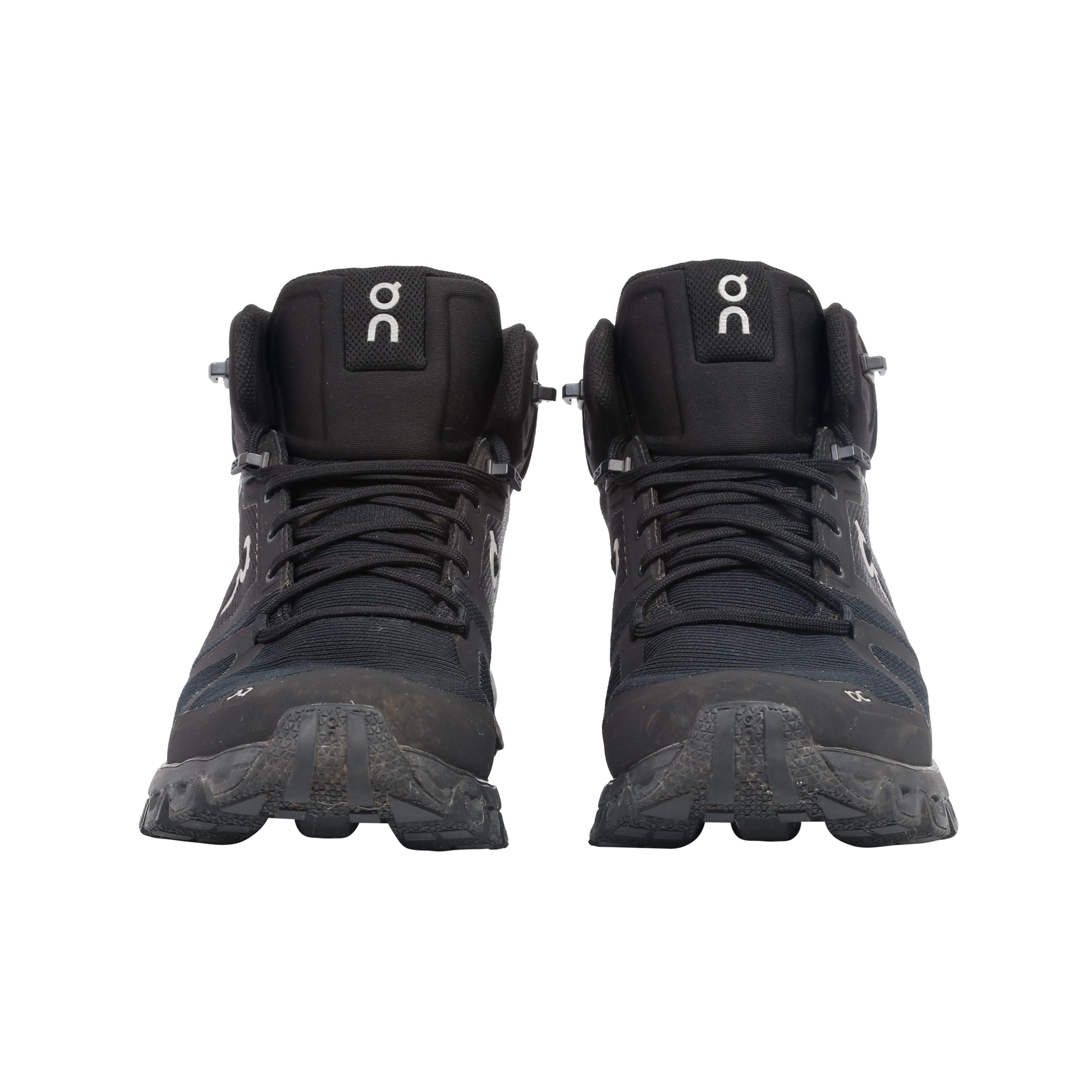 Bota Feminina Para Caminhada/Trilha On Running Cloudrock Weterproof - Tamanho 37