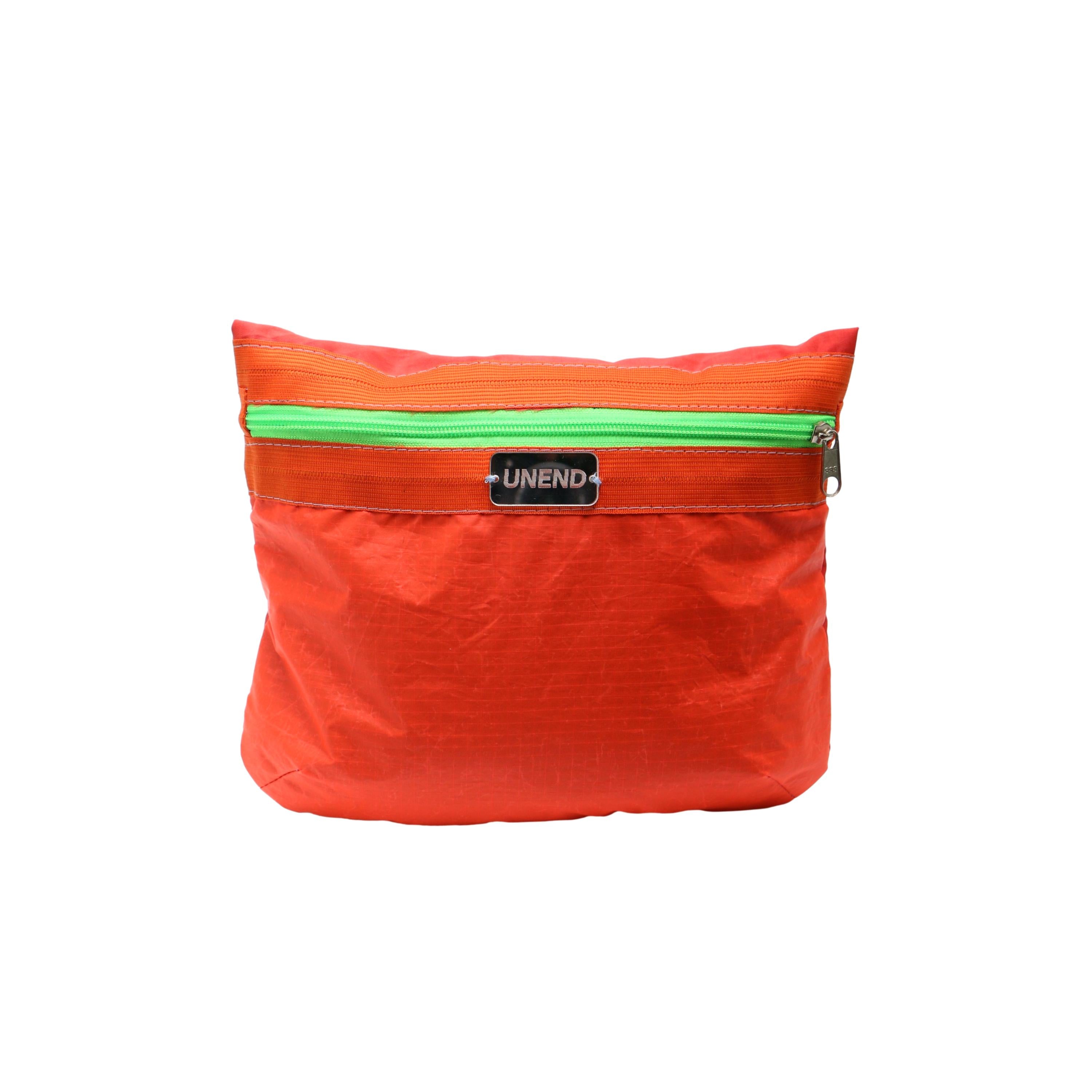 Estojo UNEND x Instituto Dharma Vermelho e Laranja