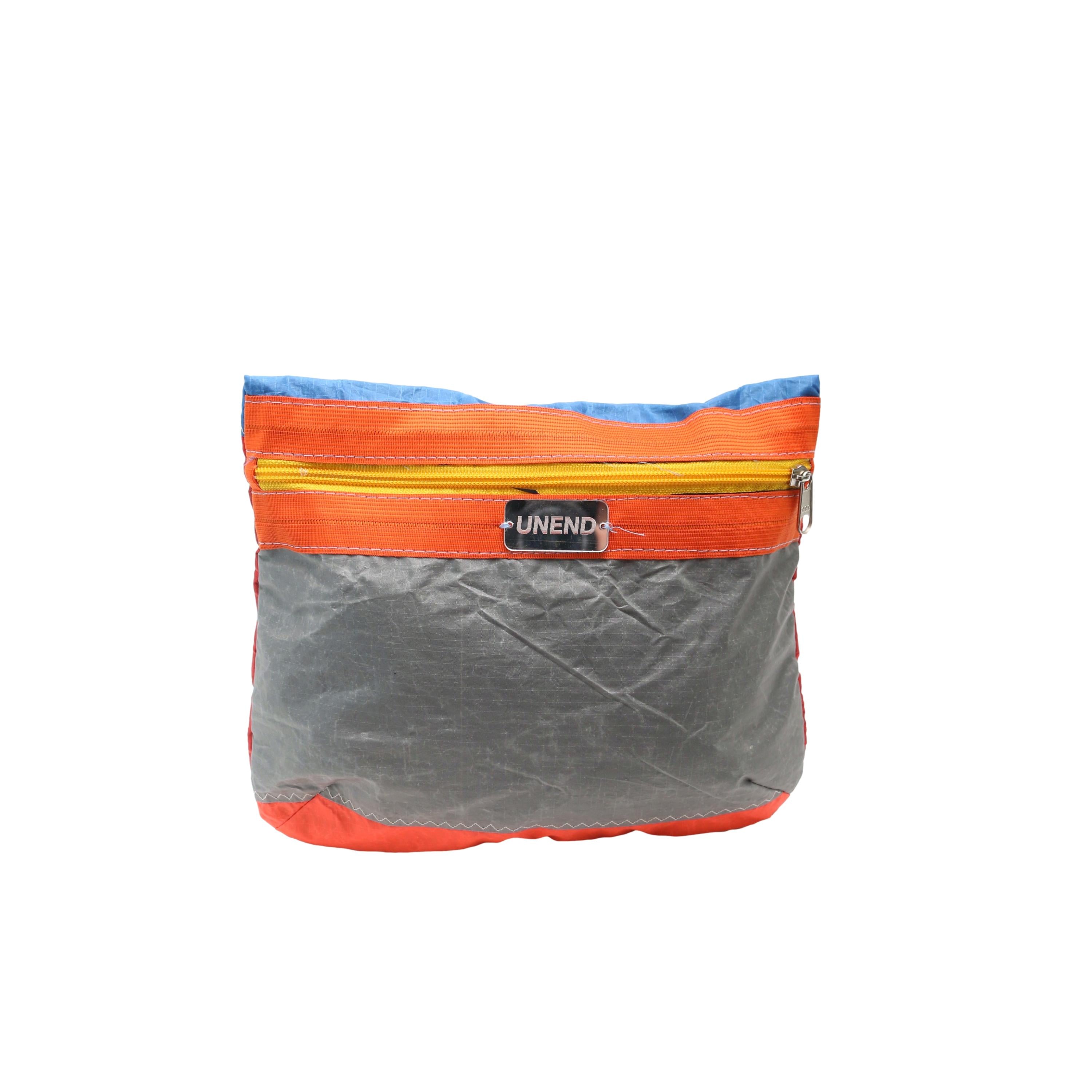 Estojo UNEND x Instituto Dharma Cinza/ Laranja/ Azul