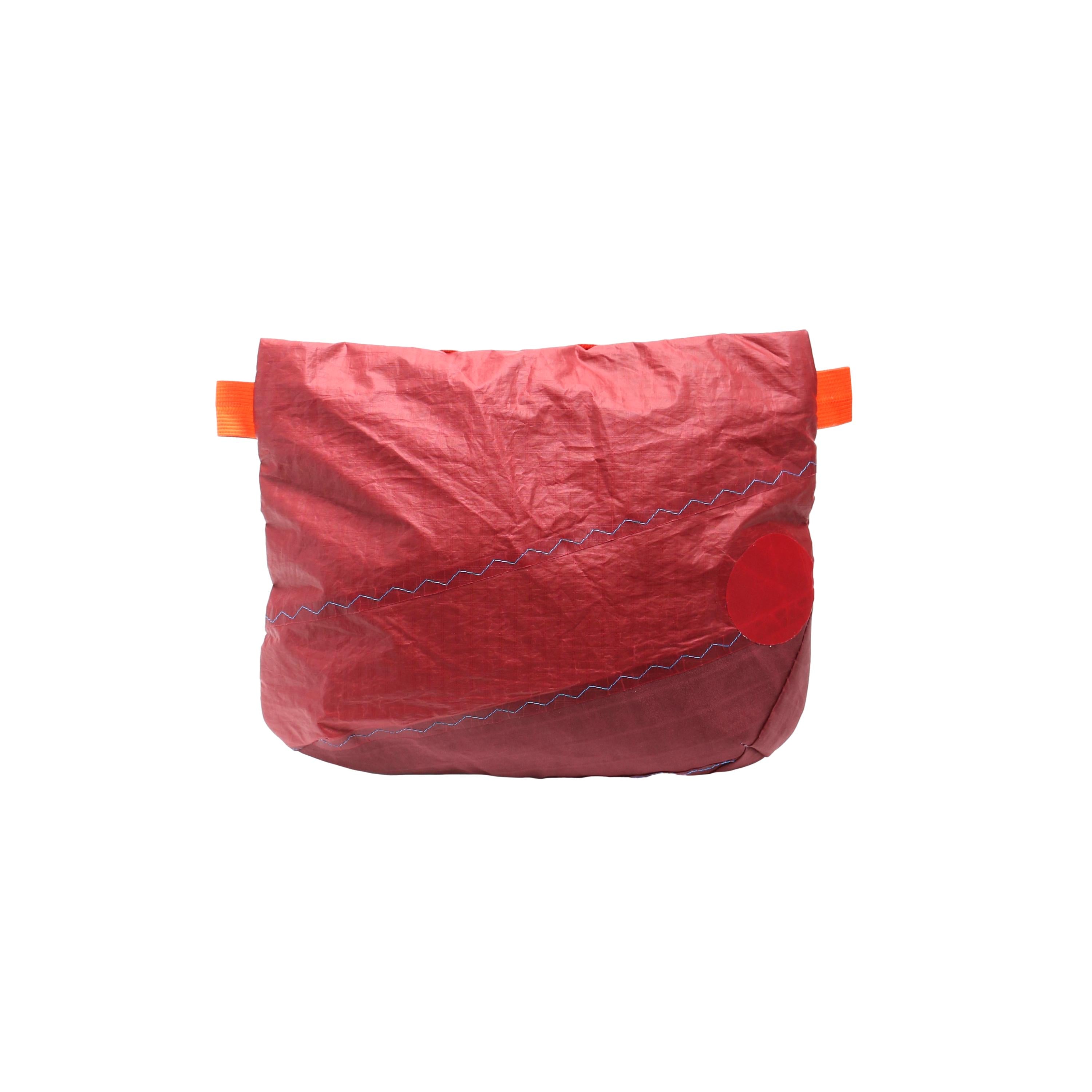 Estojo UNEND x Instituto Dharma Vermelho e Laranja