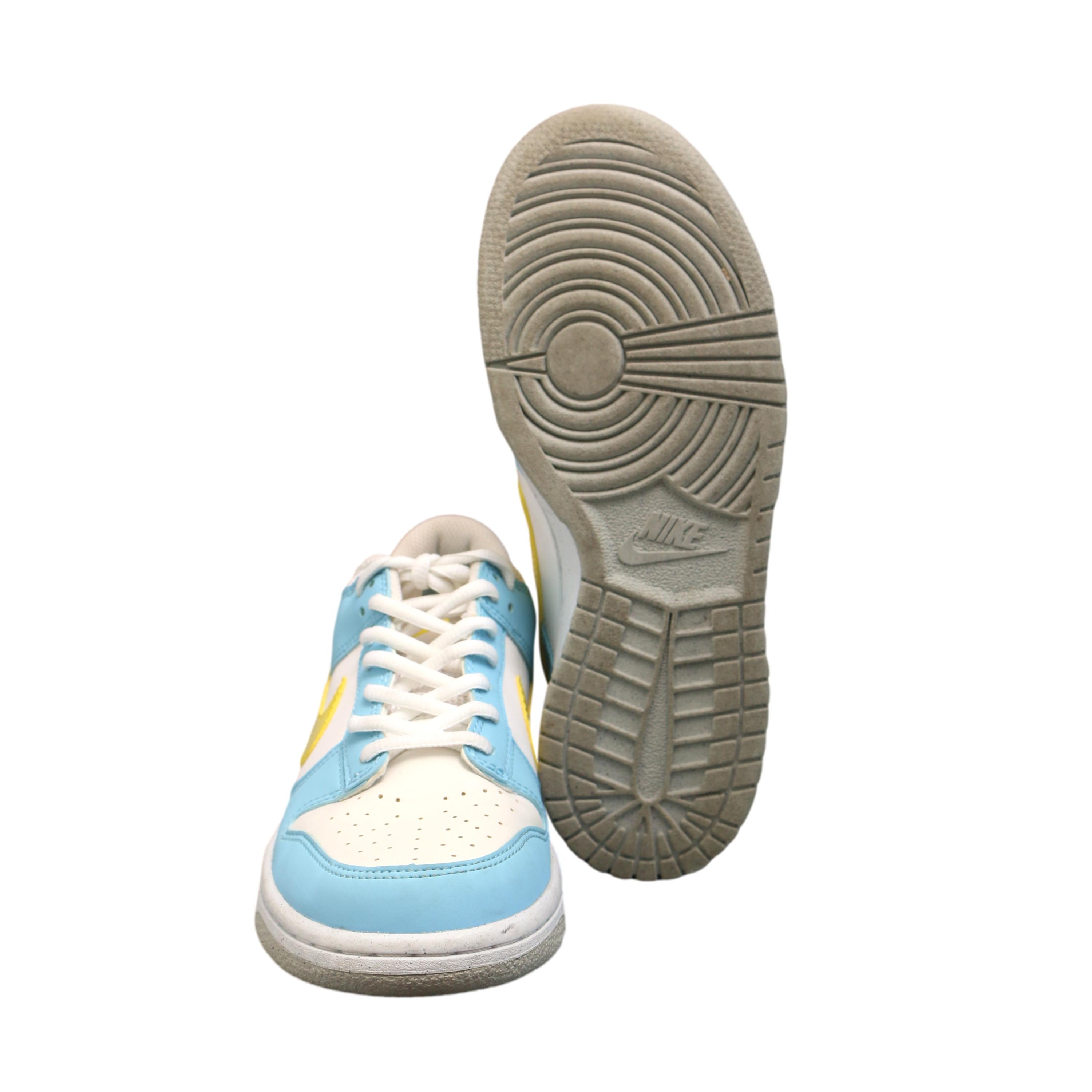 Tênis Infantil Nike Jordan 1 Azul Claro, Branco e Amarelo - Tamanho 5.5 US