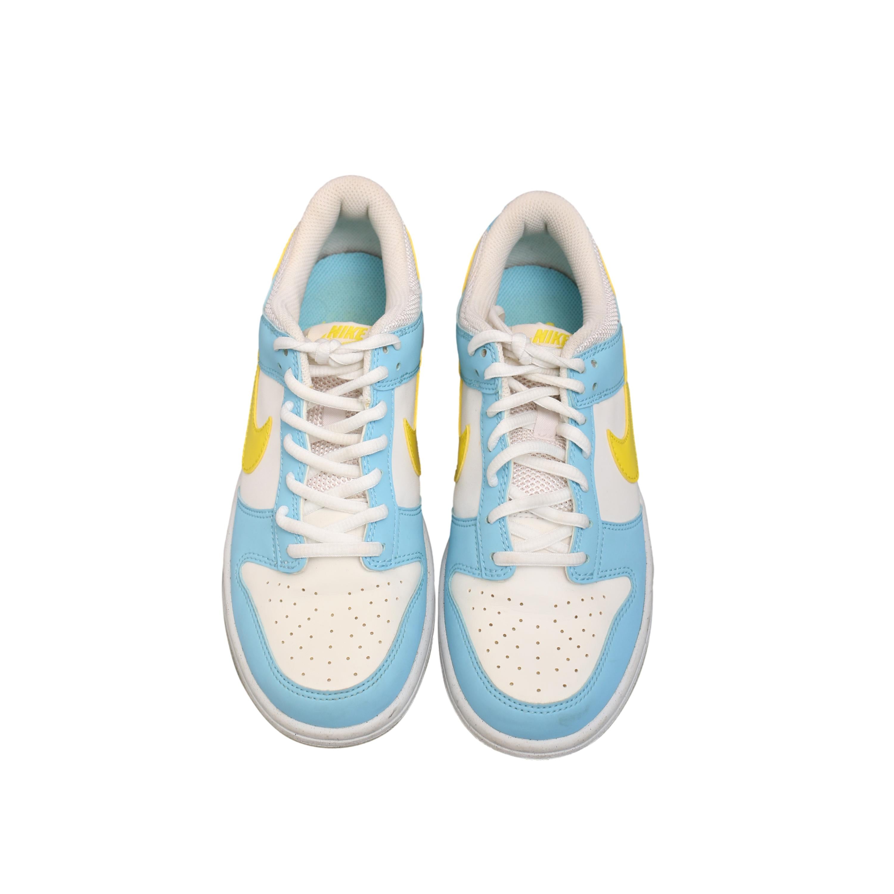 Tênis Infantil Nike Jordan 1 Azul Claro, Branco e Amarelo - Tamanho 5.5 US