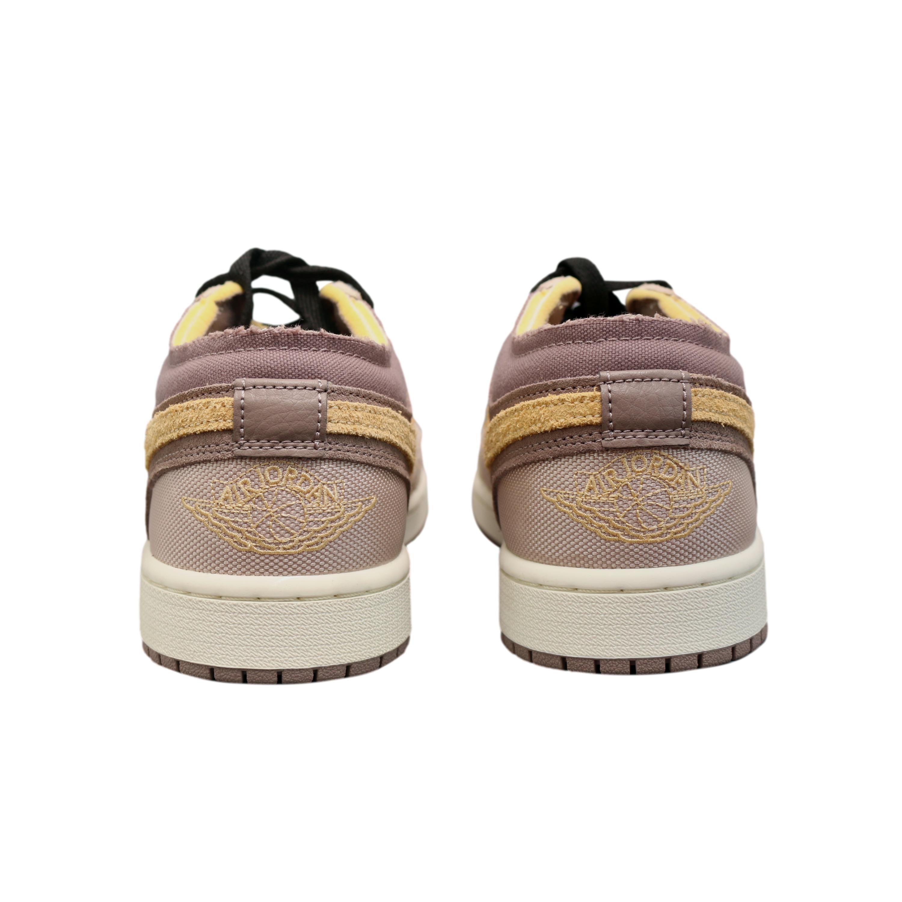 Tênis Nike Air Jordan 1 Low SE Craft Taupe Haze Marrom e Bege - Tamanho 9.5 US