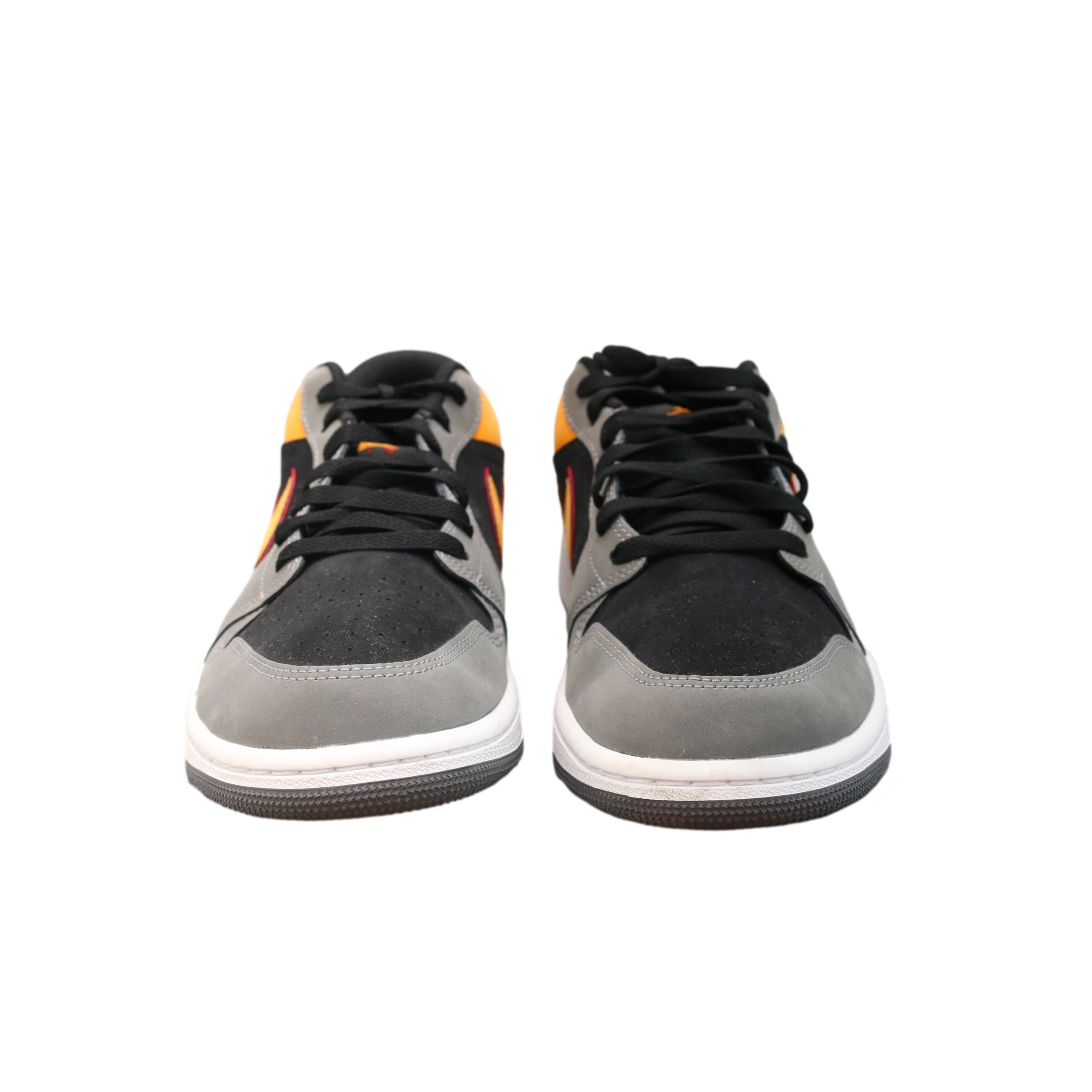 Tênis Nike Air Jordan 1 Low SE Laranja e Cinza - Tamanho 8.5 US
