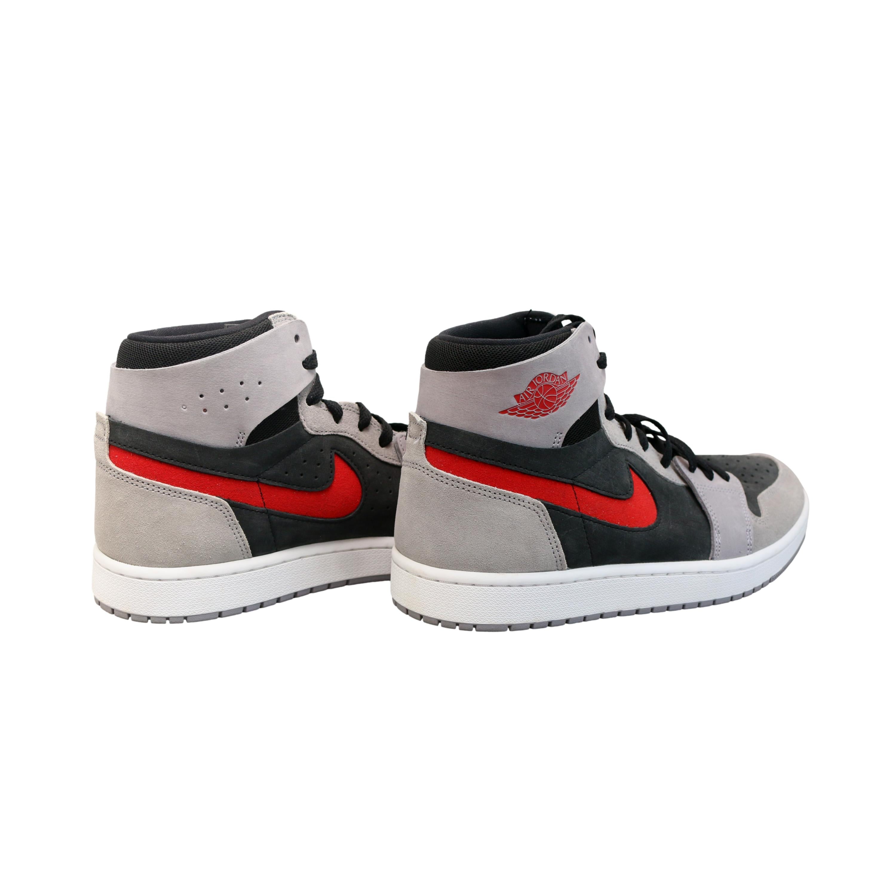Tênis Nike Air Jordan 1 High Zoom Comfort 2 University Cano Alto Cinza, Preto e Vermelho - Tamanho 9.5 US