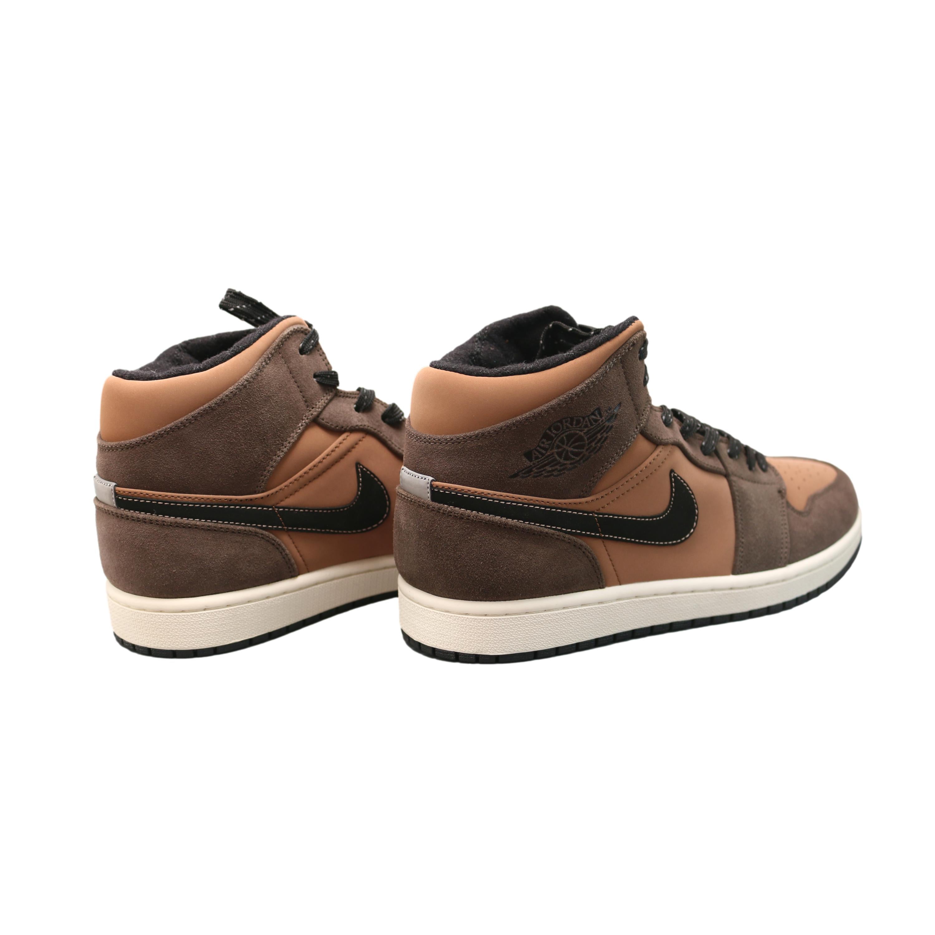Tênis Nike Air Jordan 1 Mid Palomino Marrom - Tamanho 9.5 US