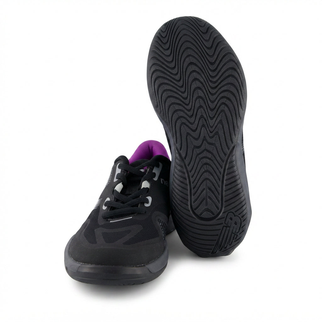 Tênis Feminino Casual New Balance FuelCell V4 Preto - Tamanho 37 Europa