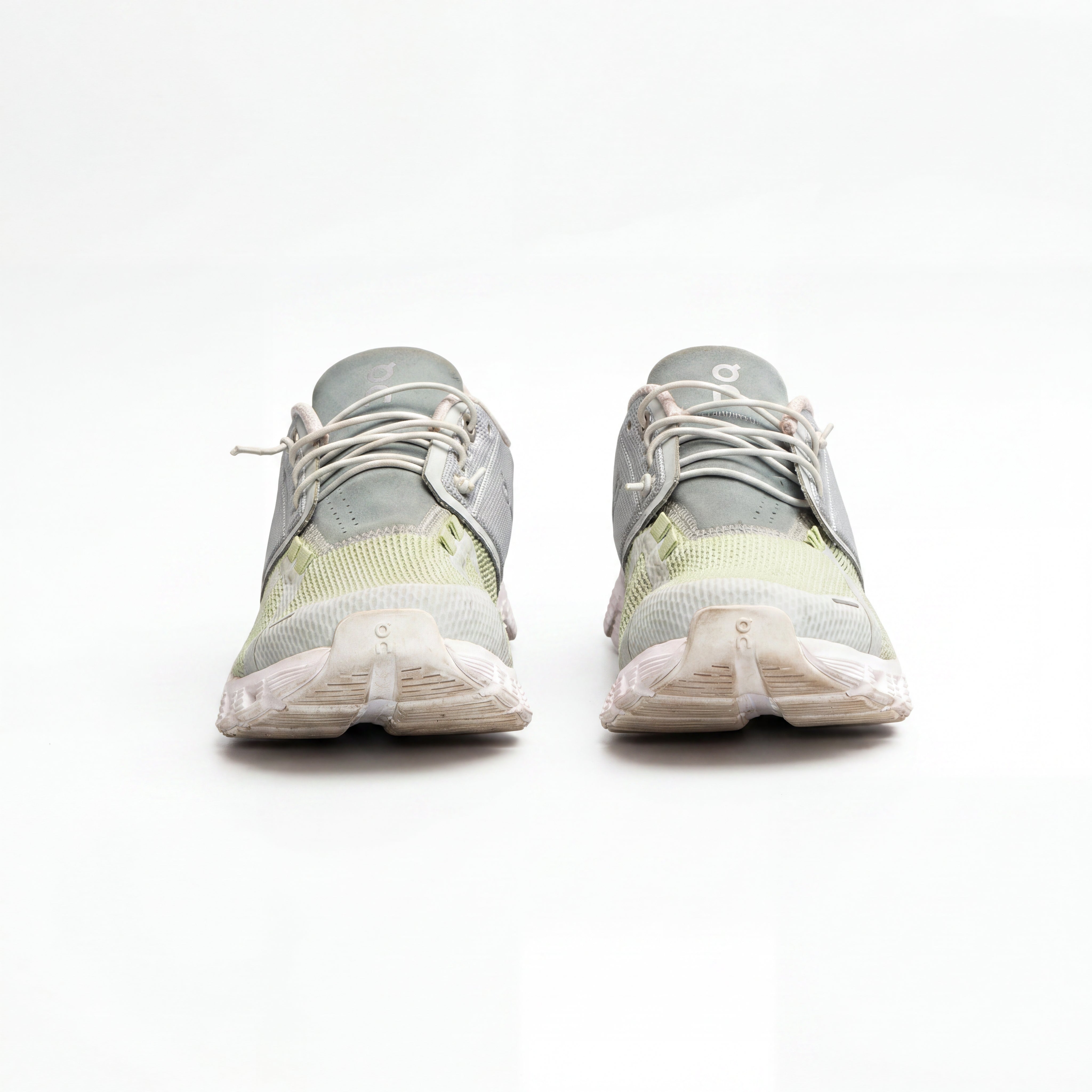 Tênis Feminino Casual On Running Cloud 5 Verde e Cinza - Tamanho 38.5 Europa