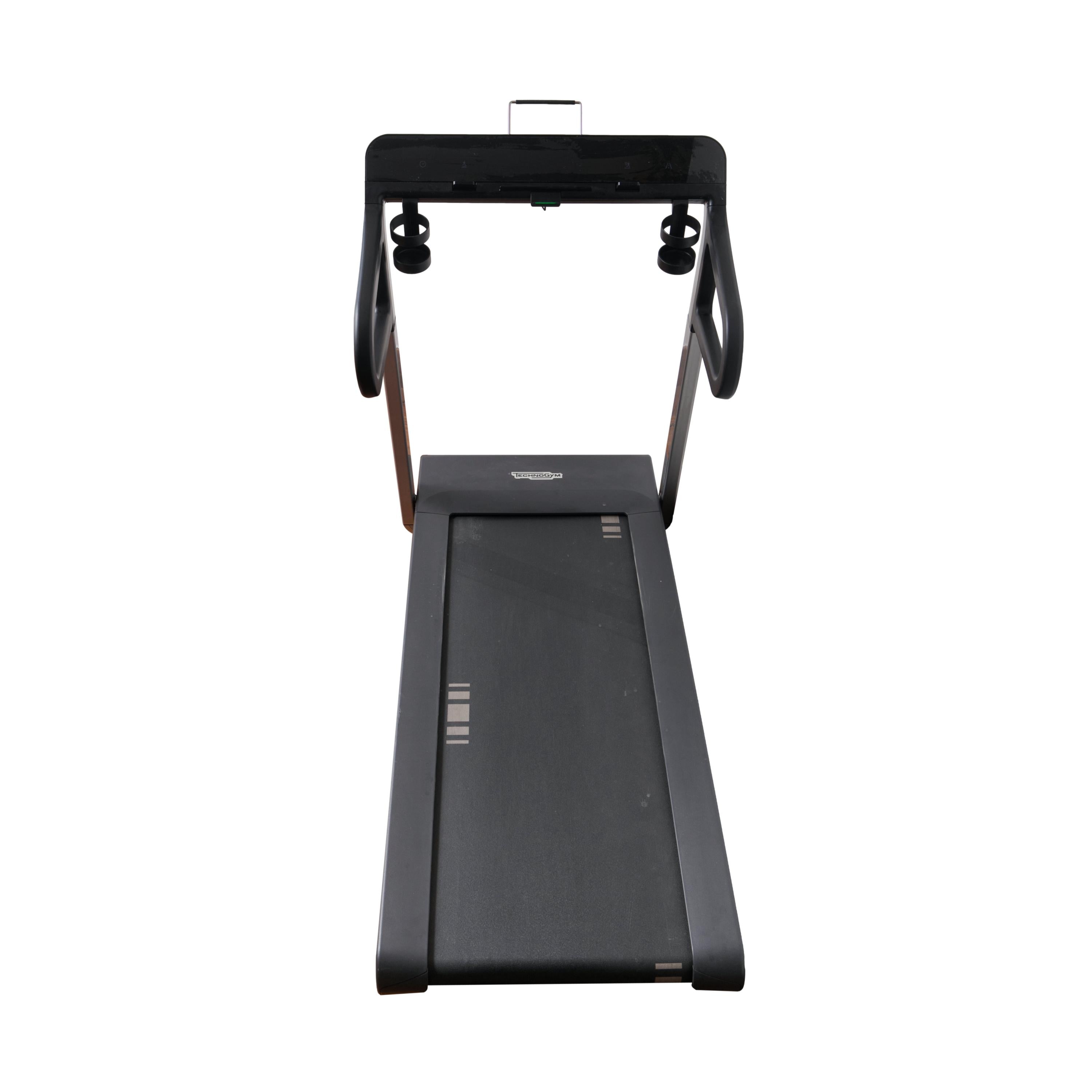 Esteira Compacta Technogym MyRun