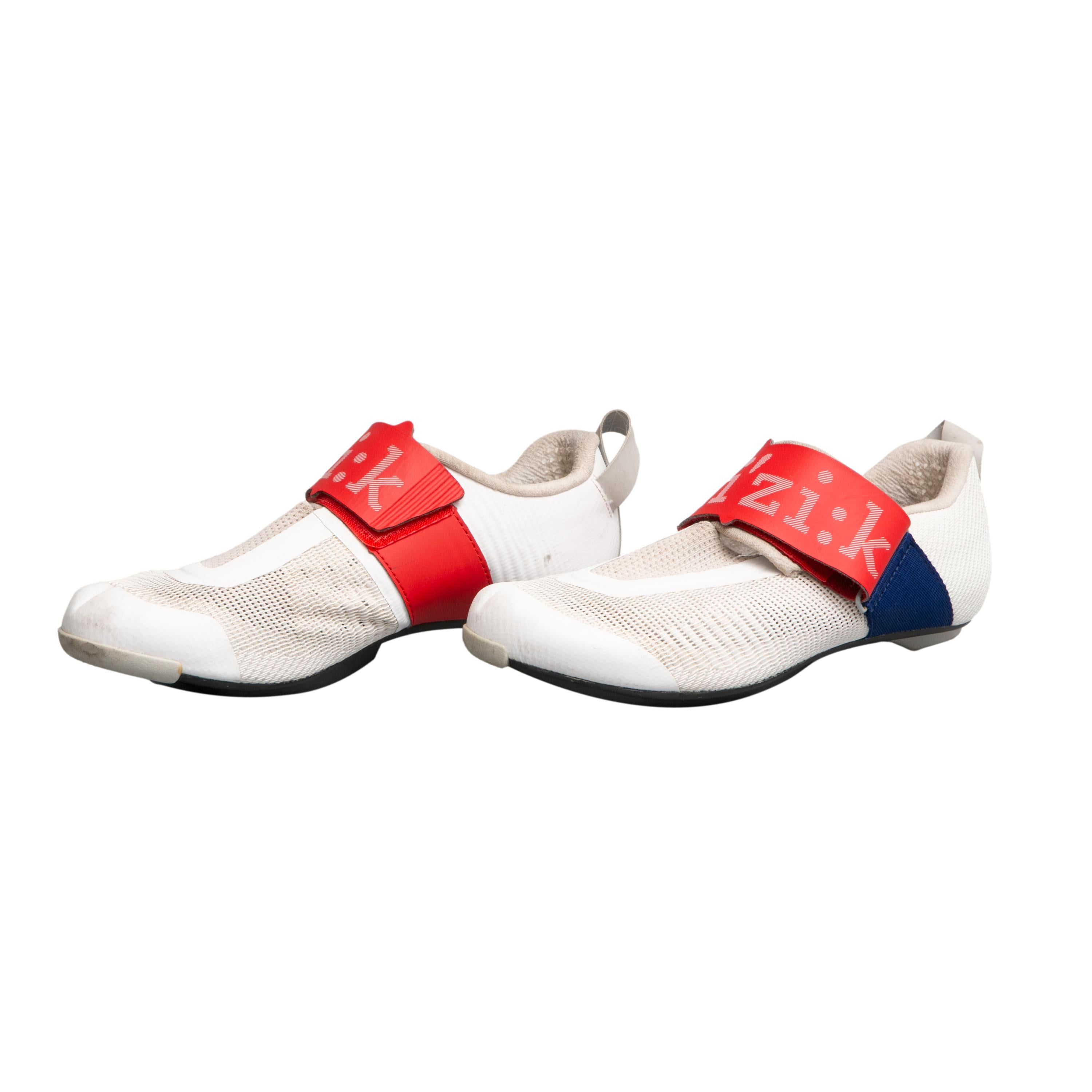 Sapatilha Unissex Triathlon Fizik Transiro Hydra Aerowave Carbono We - Tamanho 39 Europa